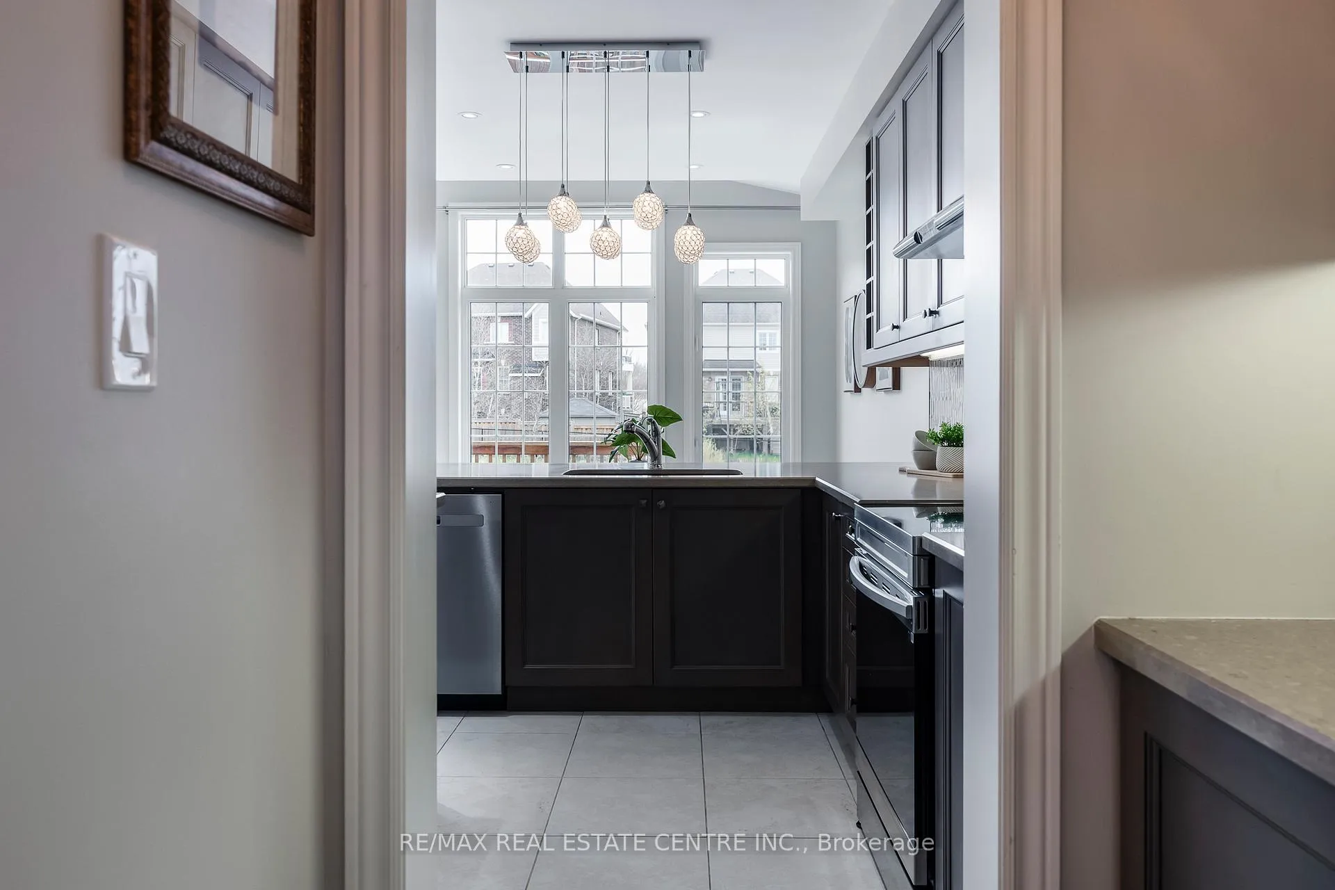 Photo 11 of 17 Mason Drive, New Tecumseth, Rural New Tecumseth — HOMEH