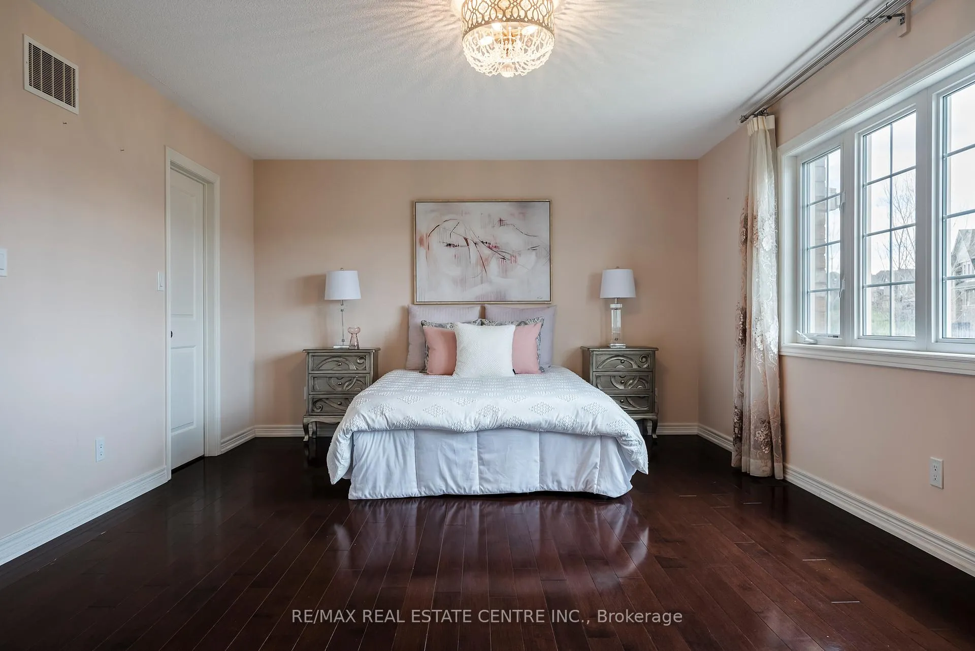 Photo 24 of 17 Mason Drive, New Tecumseth, Rural New Tecumseth — HOMEH
