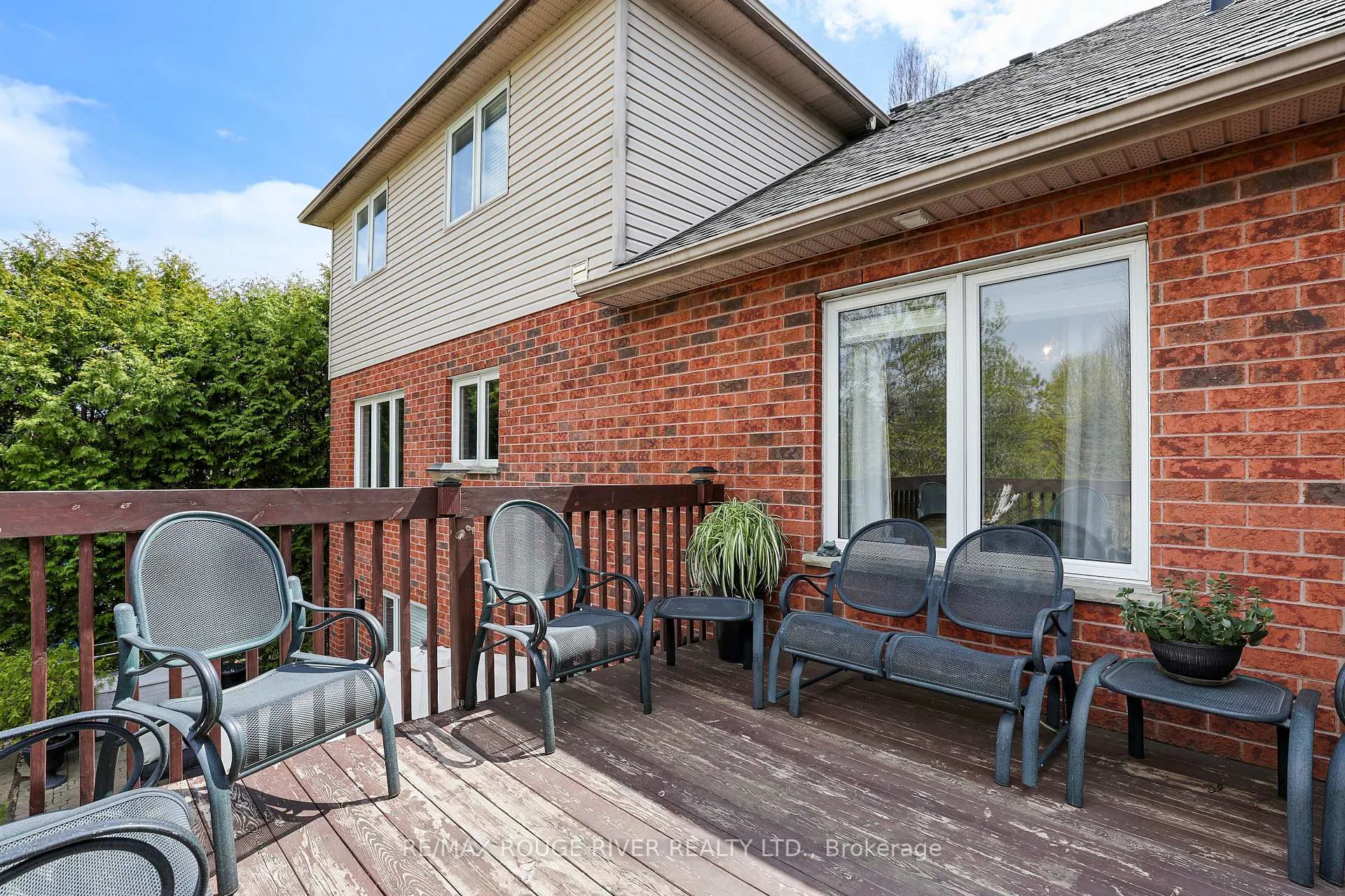 Photo 44 of 38 Worthington Drive, Clarington, Courtice — HOMEH