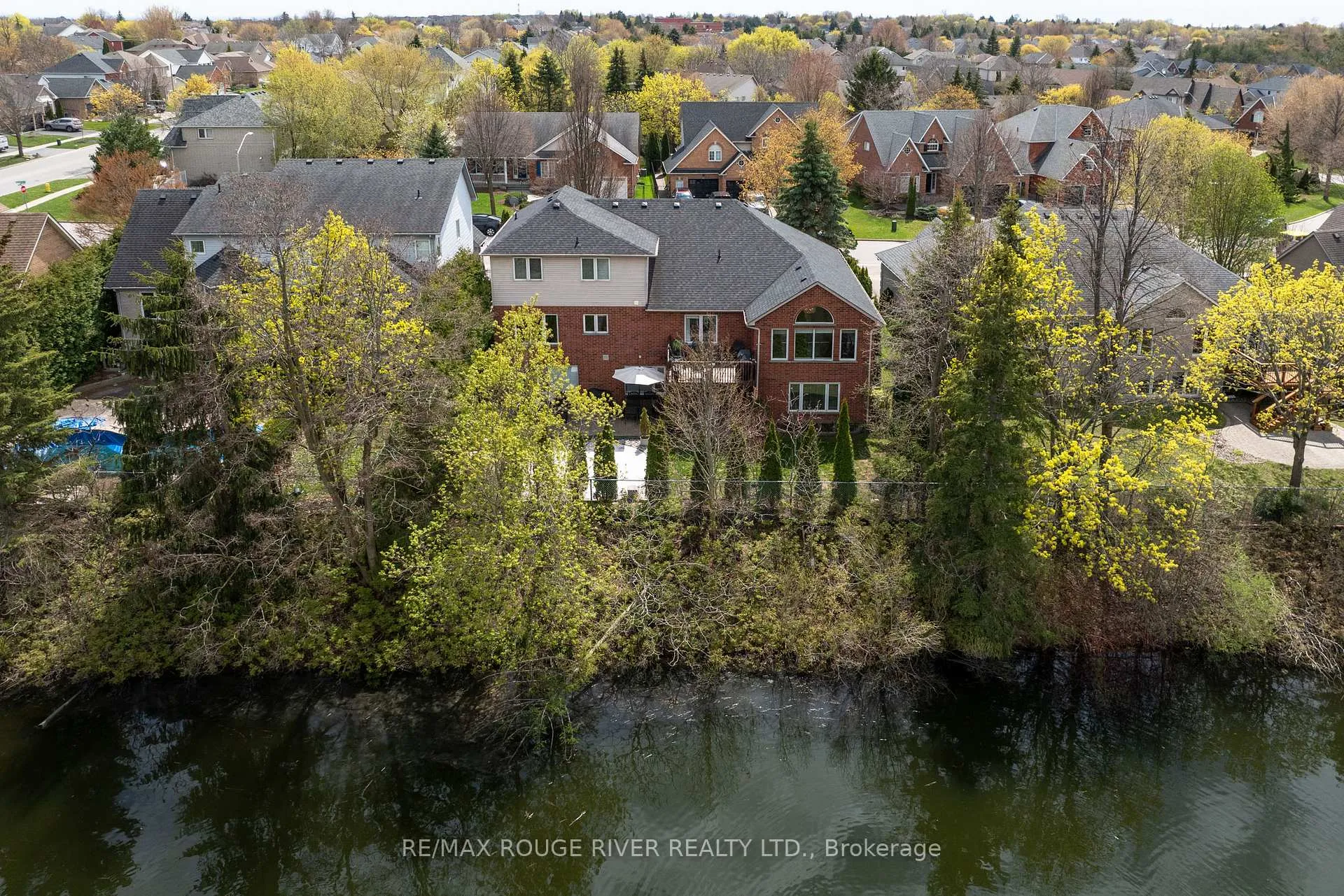 Photo 46 of 38 Worthington Drive, Clarington, Courtice — HOMEH