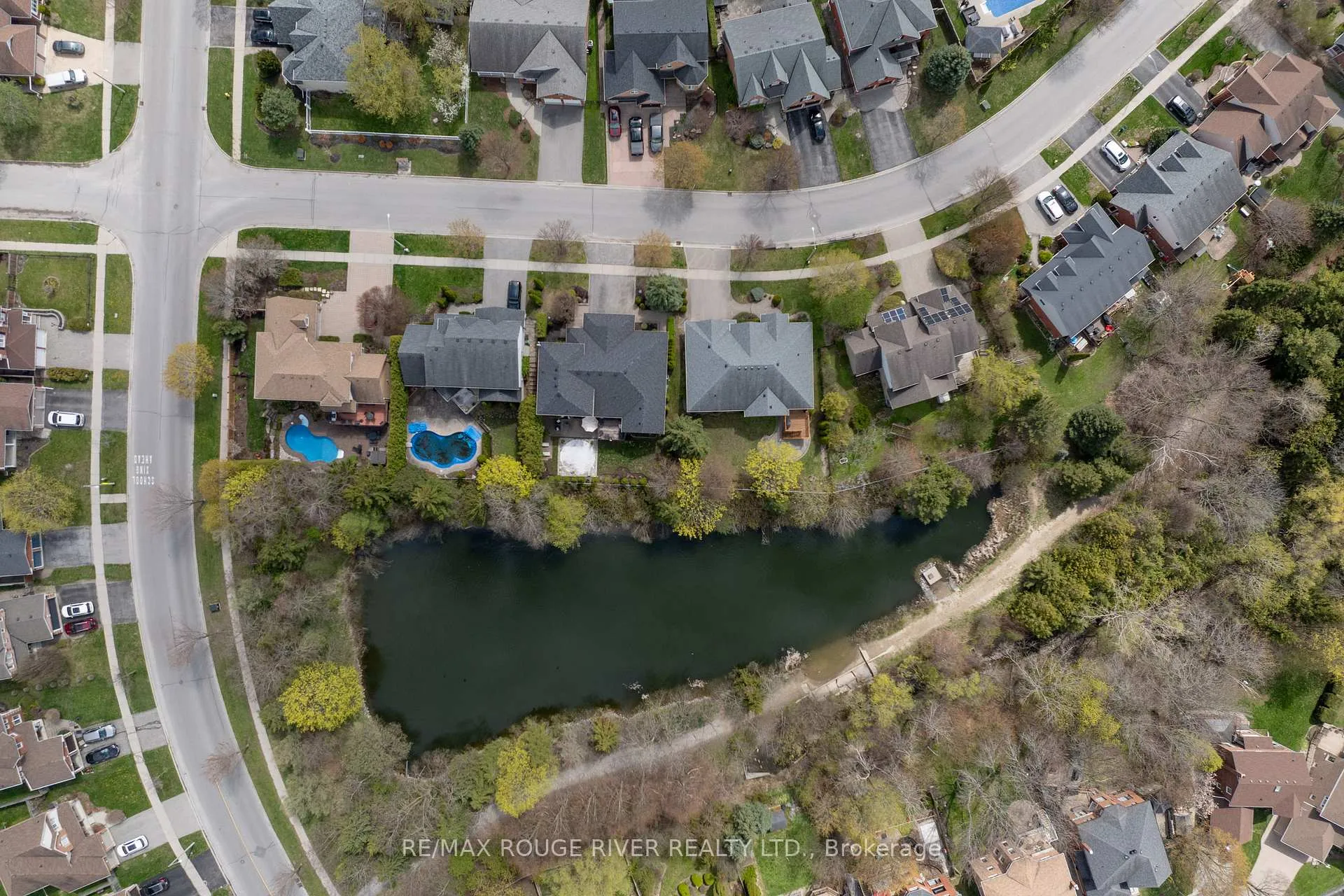 Photo 48 of 38 Worthington Drive, Clarington, Courtice — HOMEH