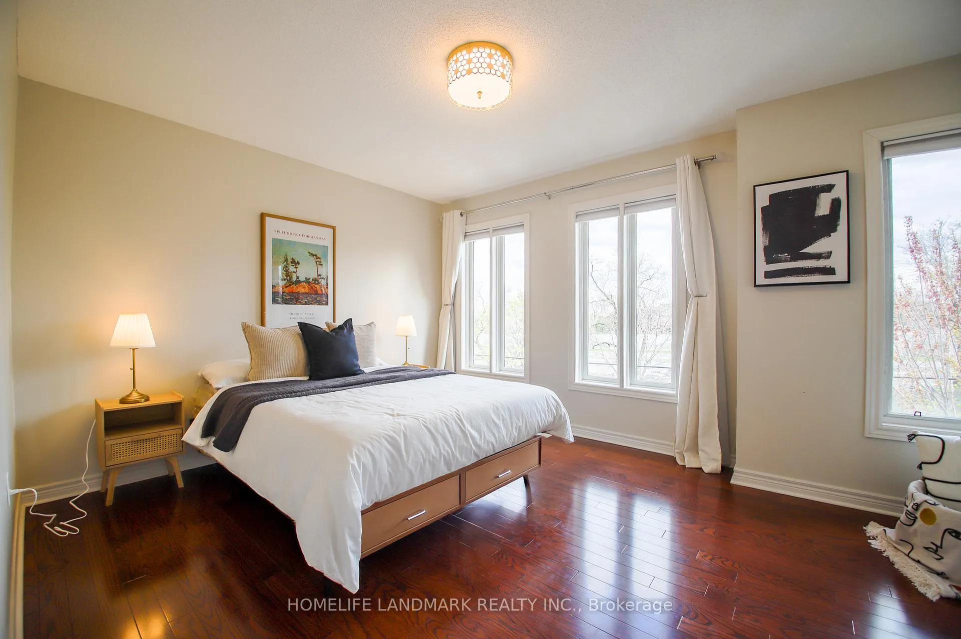 Photo 9 of Unit 9, 34 Mendota Road, Etobicoke, Stonegate-Queensway — HOMEH