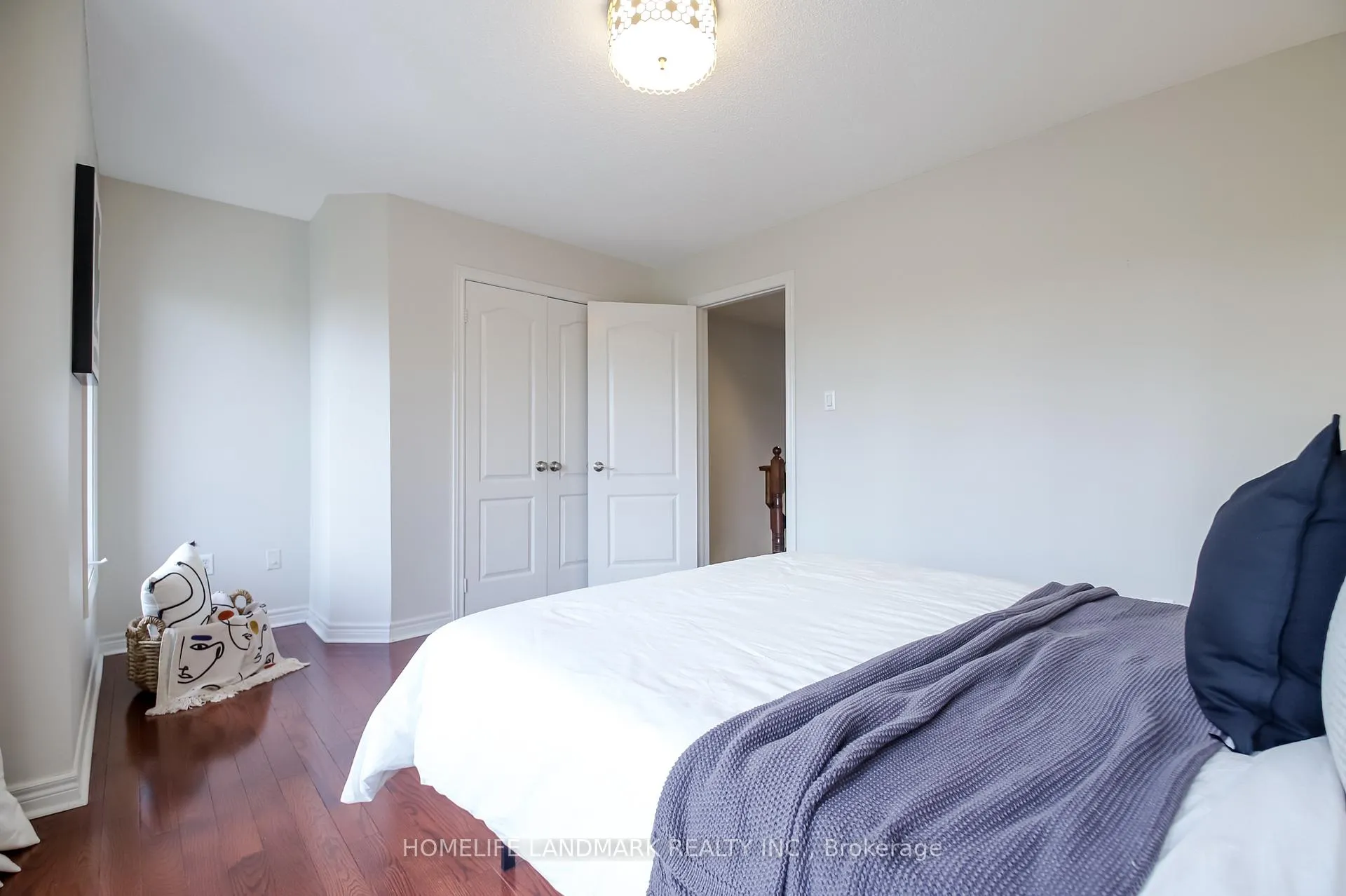 Photo 10 of Unit 9, 34 Mendota Road, Etobicoke, Stonegate-Queensway — HOMEH