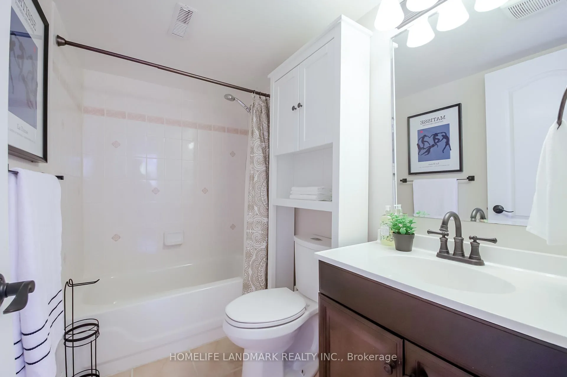 Photo 19 of Unit 9, 34 Mendota Road, Etobicoke, Stonegate-Queensway — HOMEH