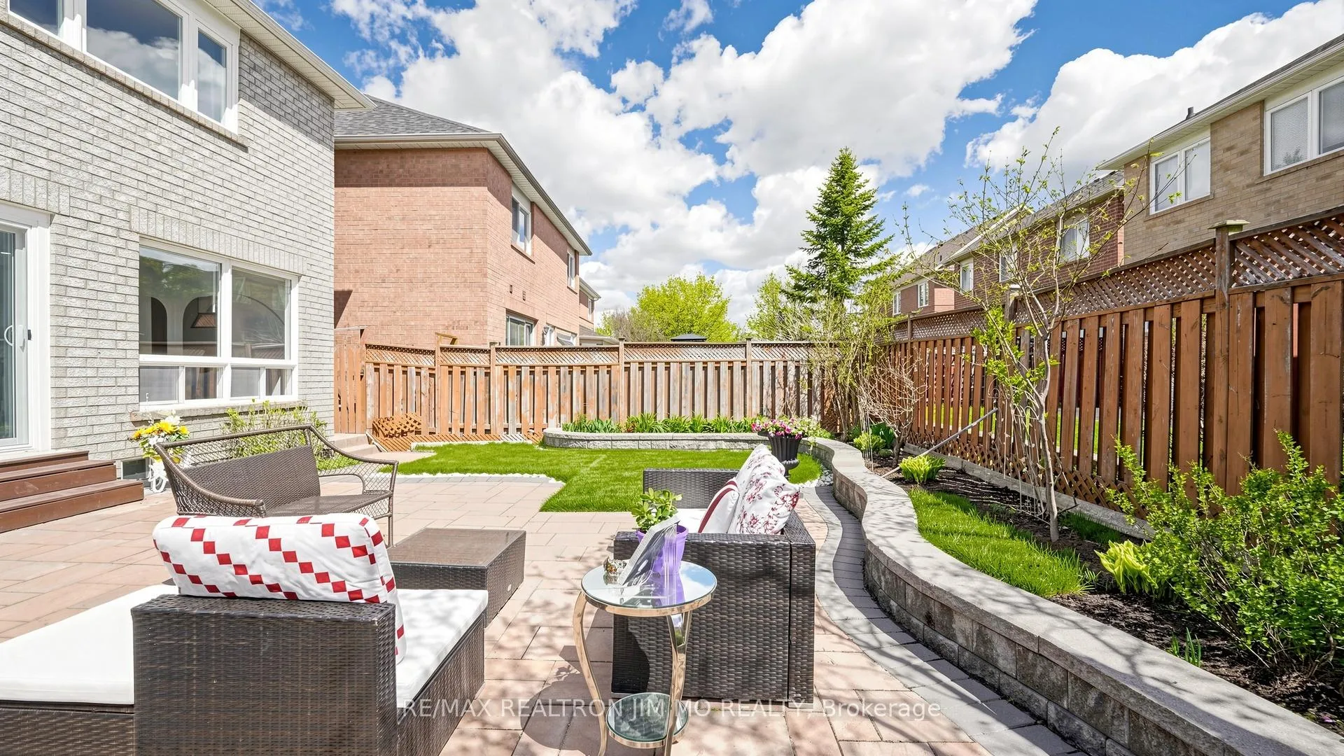 Photo 47 of 6 Majestic Drive, Markham, Berczy — HOMEH