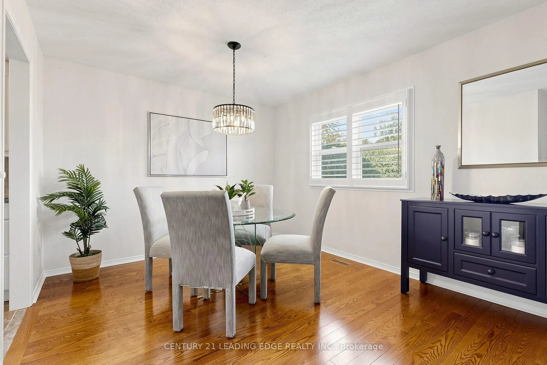 Photo 7 of 5 Madsen Crescent, Markham, Markville — HOMEH