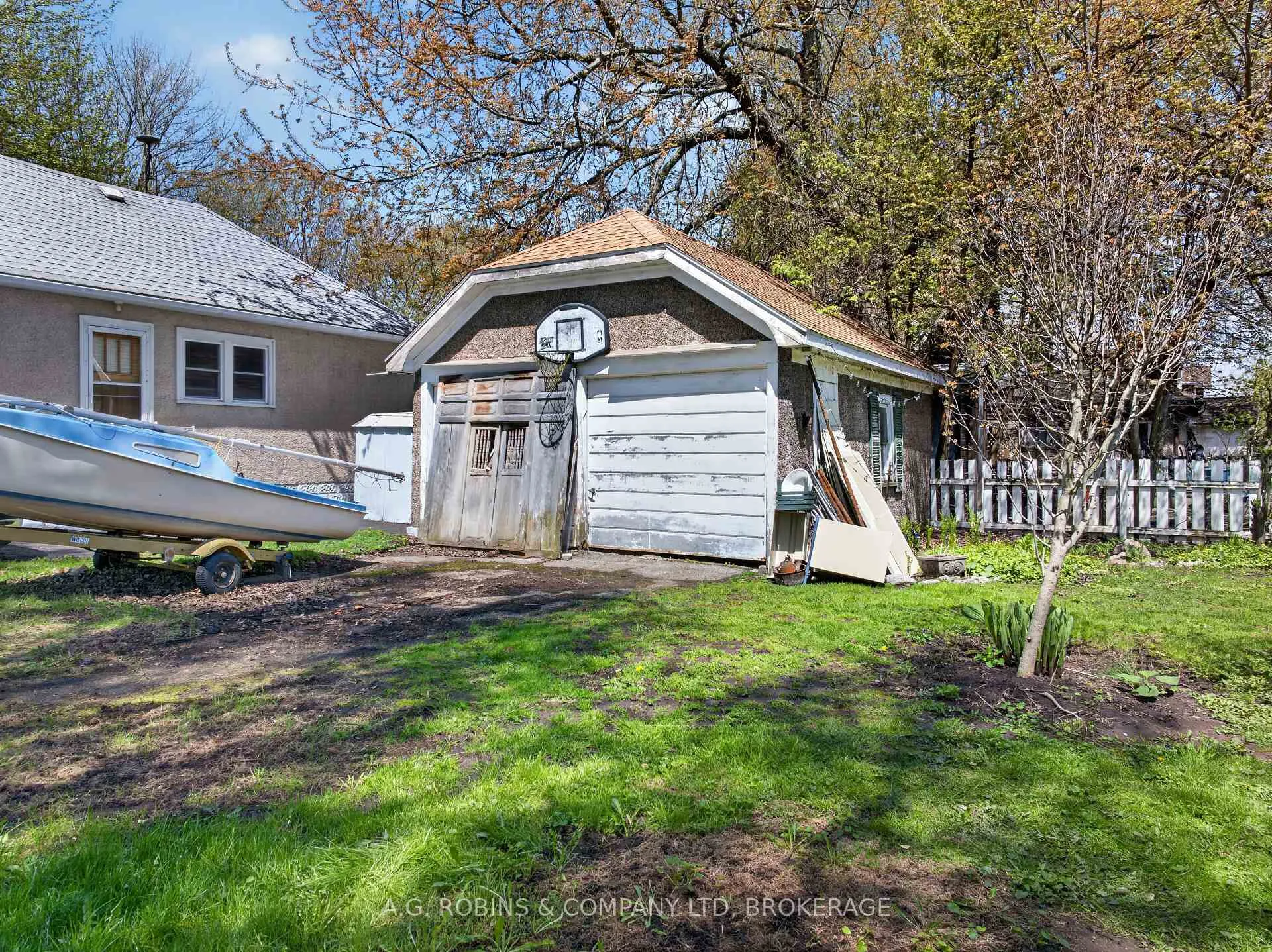 Photo 43 of 124 Catharine Street, Port Colborne, Sugarloaf — HOMEH