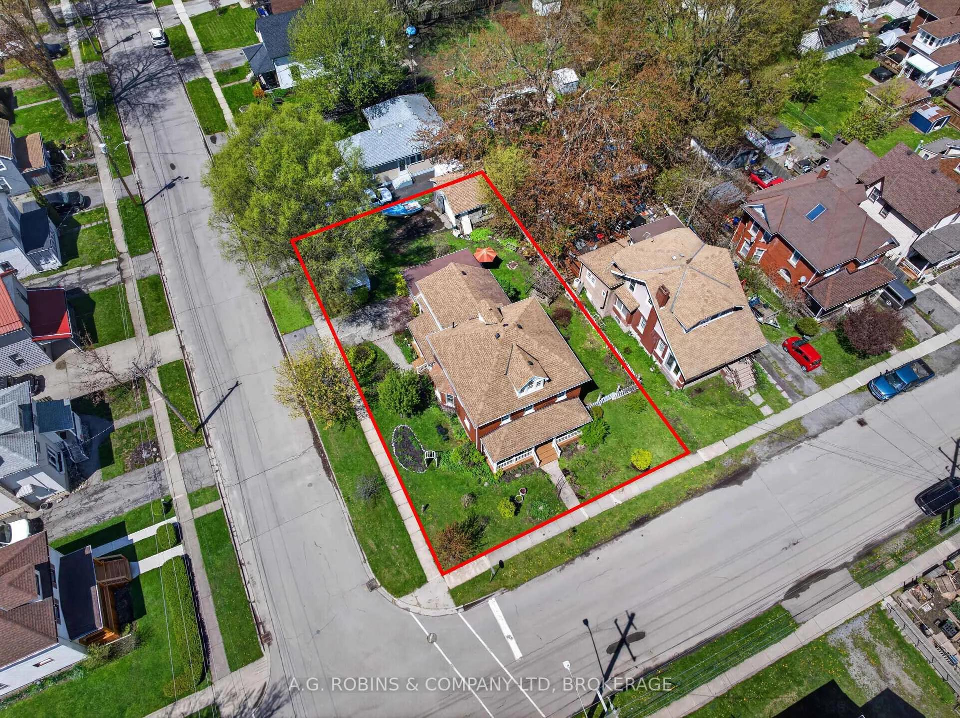 Photo 45 of 124 Catharine Street, Port Colborne, Sugarloaf — HOMEH