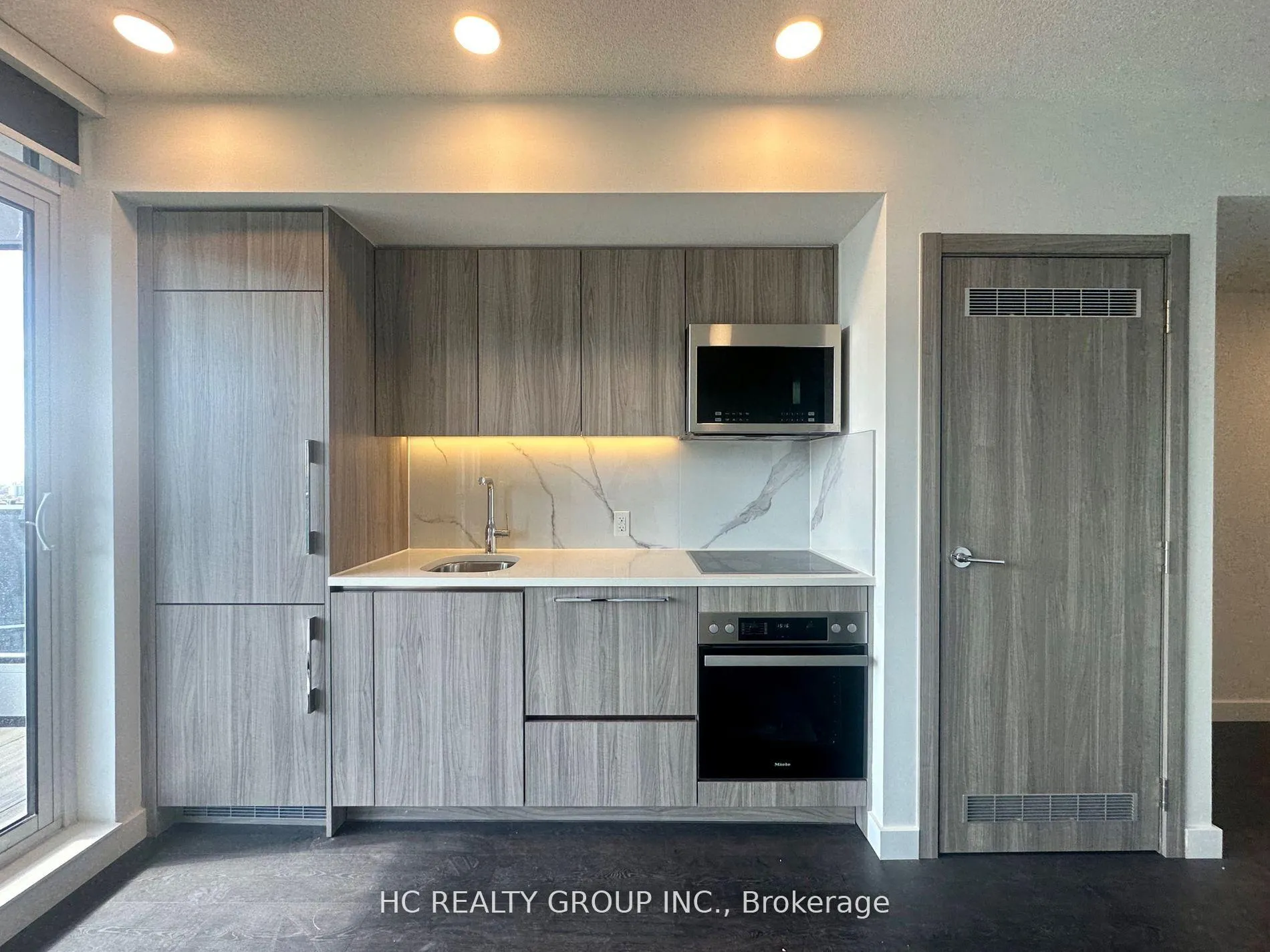 Photo 6 of Unit 5007, 38 Widmer Street, Toronto, Waterfront Communities — HOMEH