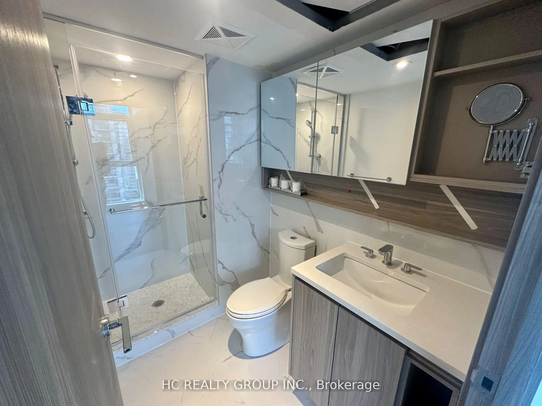 Photo 11 of Unit 5007, 38 Widmer Street, Toronto, Waterfront Communities — HOMEH