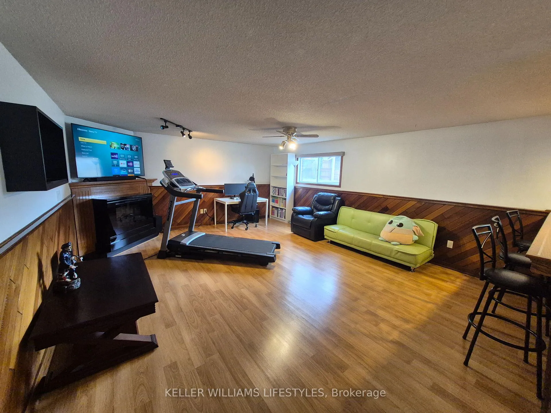 Photo 19 of 121 Cedarvale Crescent, Welland, N. Welland — HOMEH