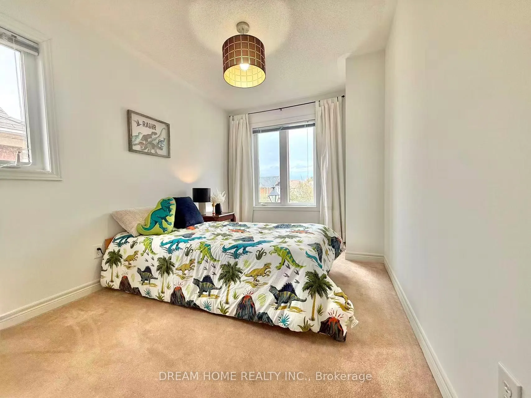 Photo 26 of 208 Tom Taylor Crescent, Newmarket, Summerhill Estates — HOMEH