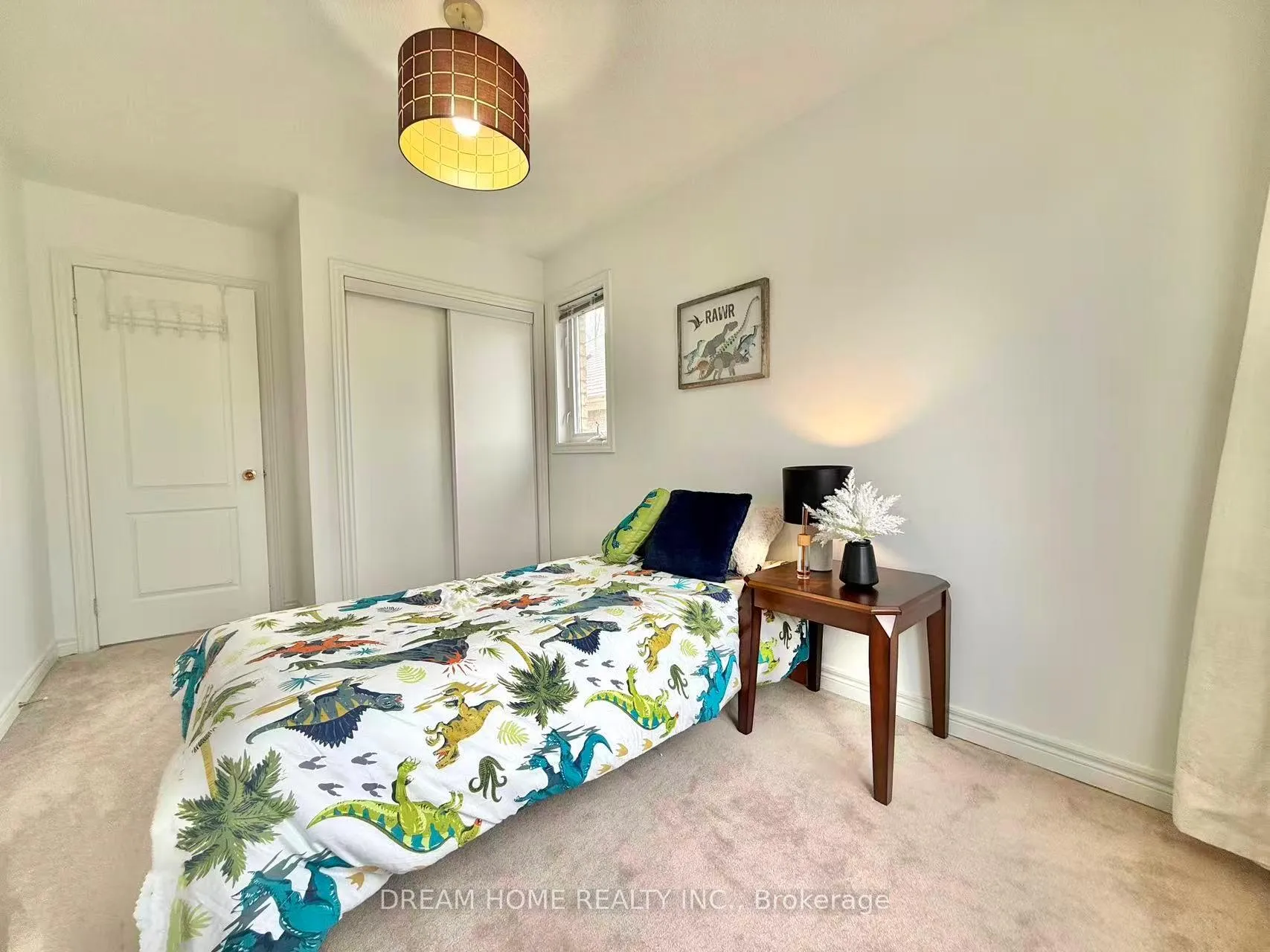 Photo 27 of 208 Tom Taylor Crescent, Newmarket, Summerhill Estates — HOMEH