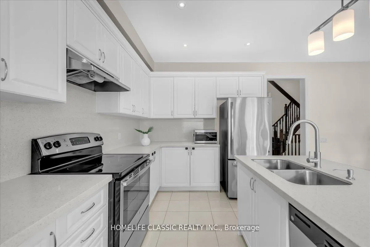 Photo 6 of 82 Blackberry Valley Crescent, Caledon, Rural Caledon — HOMEH