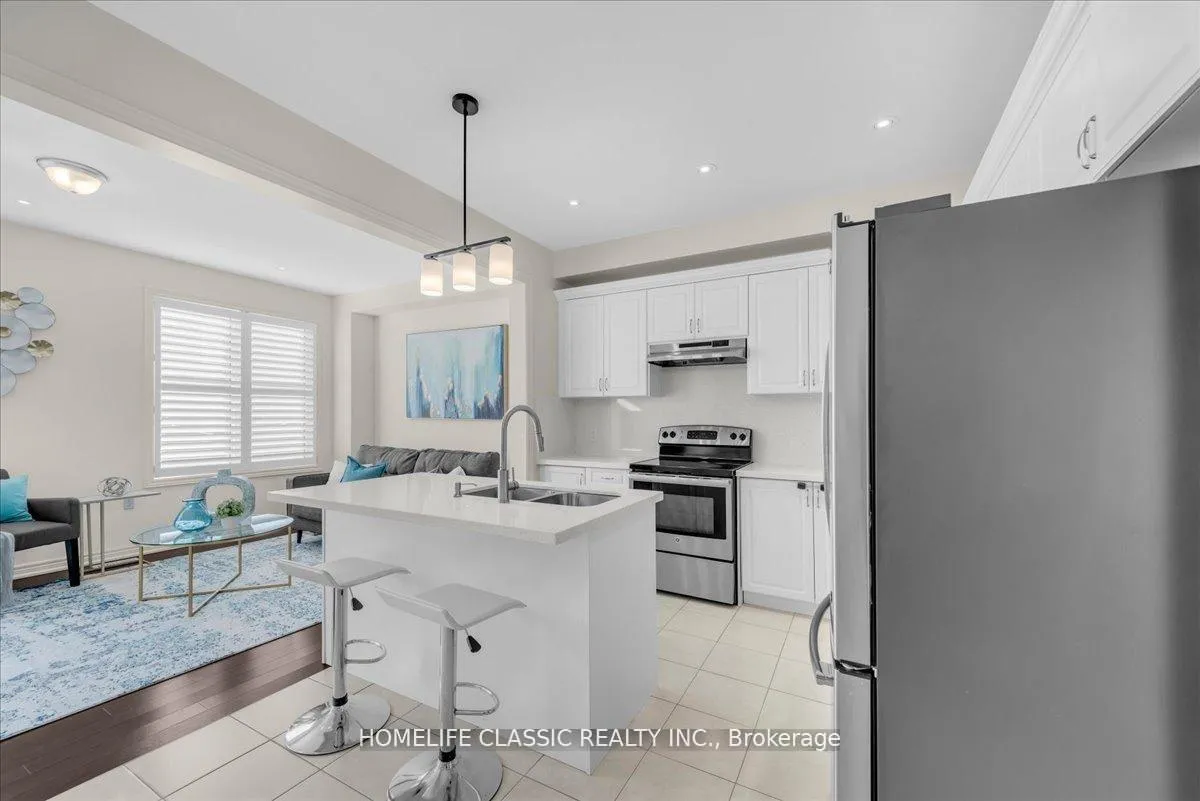 Photo 9 of 82 Blackberry Valley Crescent, Caledon, Rural Caledon — HOMEH