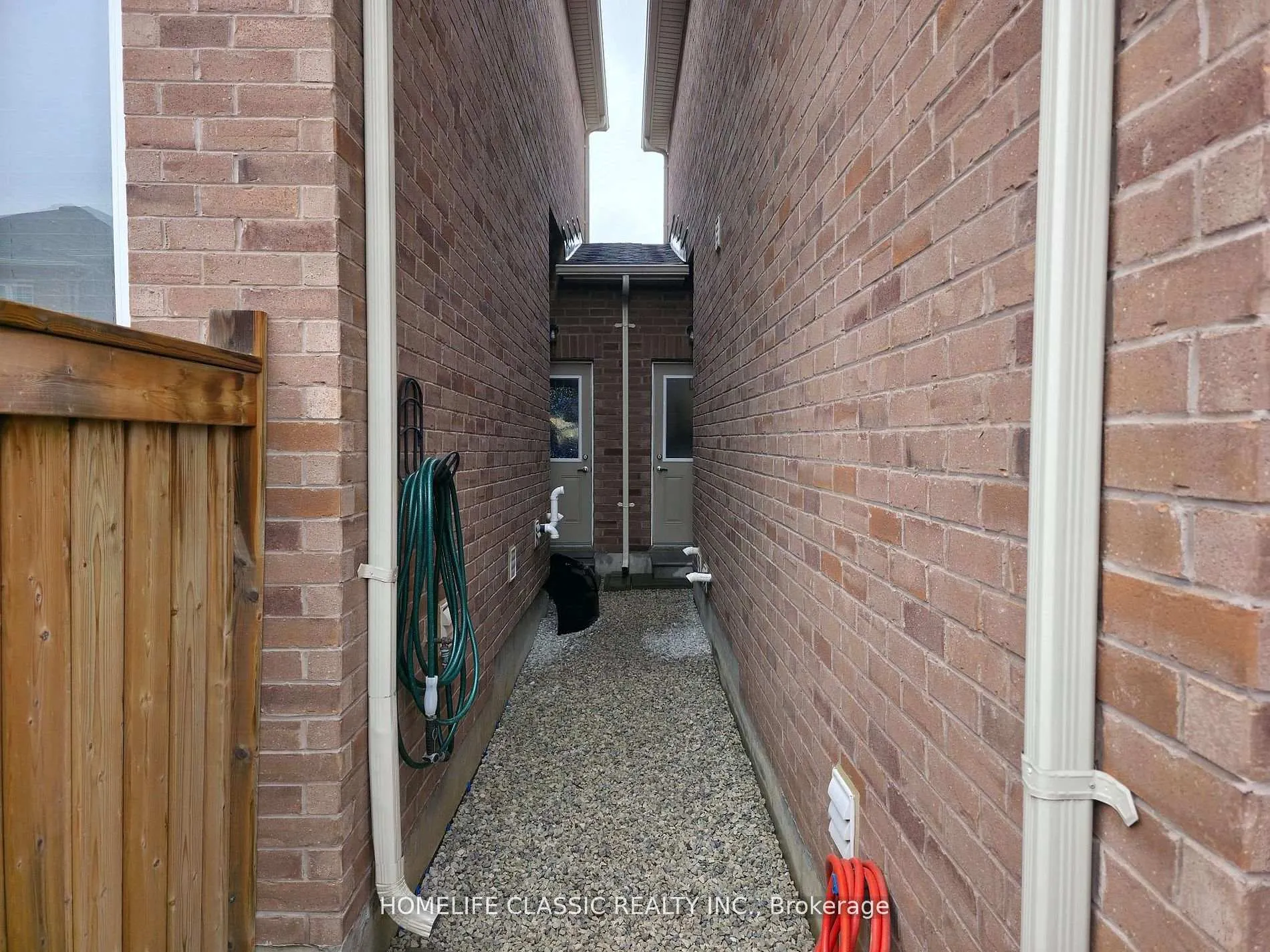 Photo 31 of 82 Blackberry Valley Crescent, Caledon, Rural Caledon — HOMEH