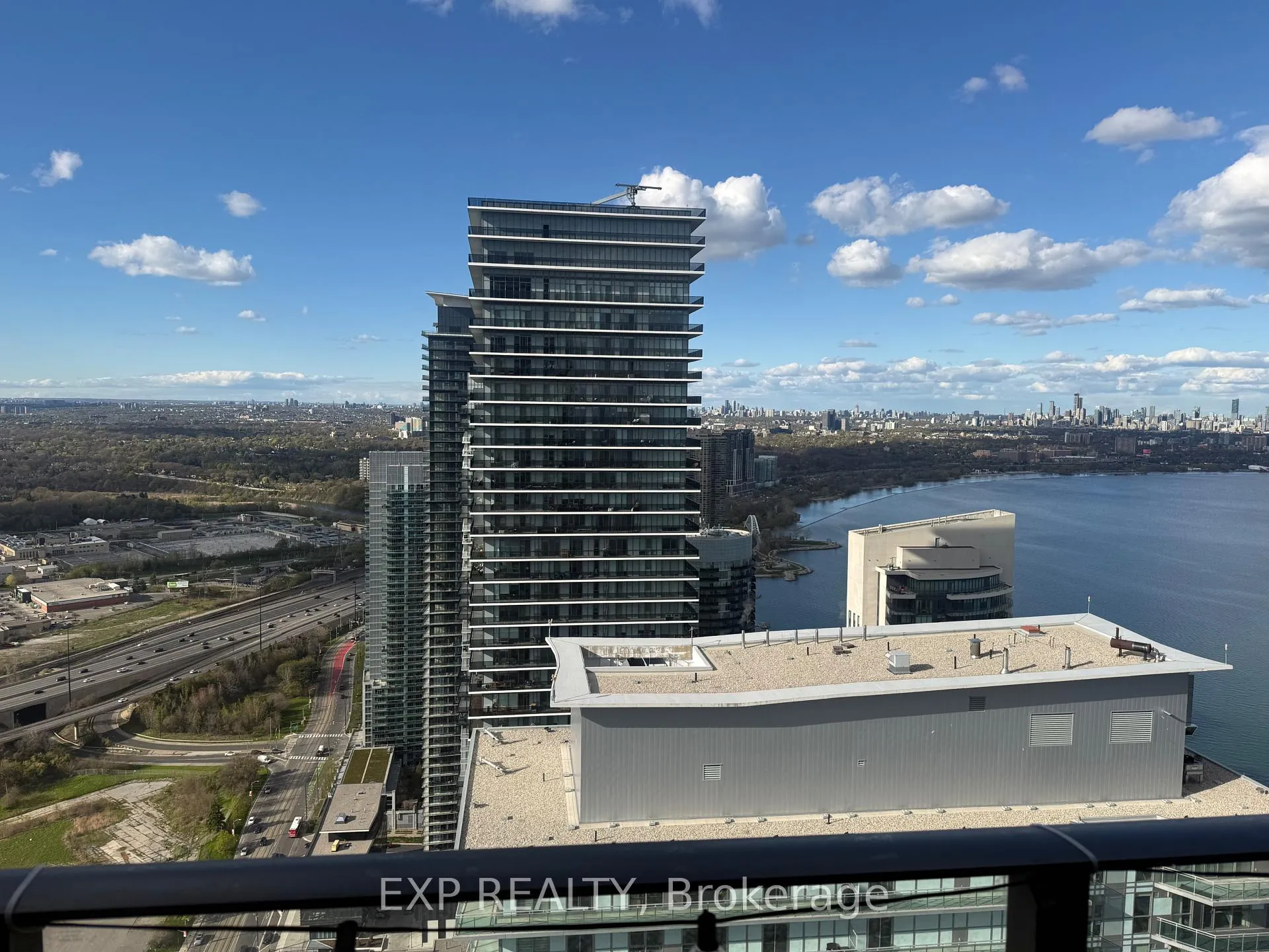 Photo 5 of Unit 5003, 30 Shore Breeze Drive, Etobicoke, Mimico — HOMEH