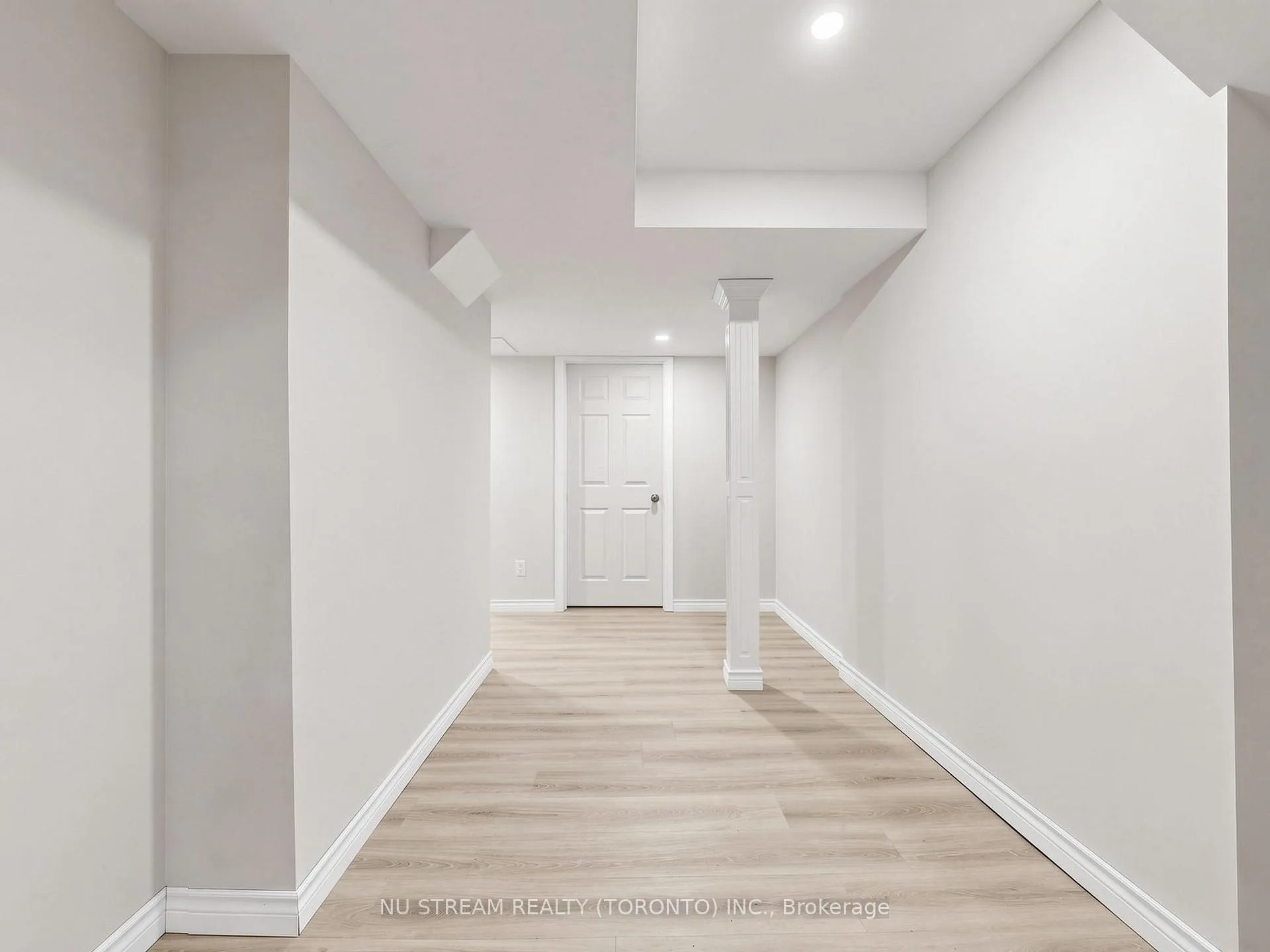 Photo 32 of 177 Wildberry Crescent, Vaughan, Vellore Village — HOMEH