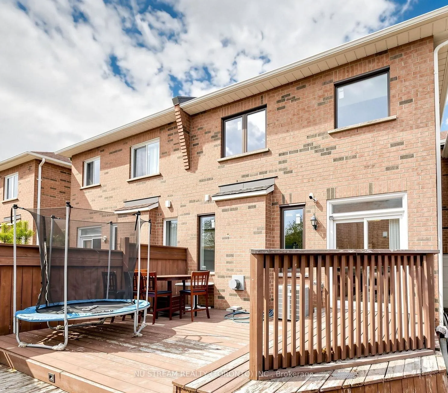 Photo 37 of 177 Wildberry Crescent, Vaughan, Vellore Village — HOMEH