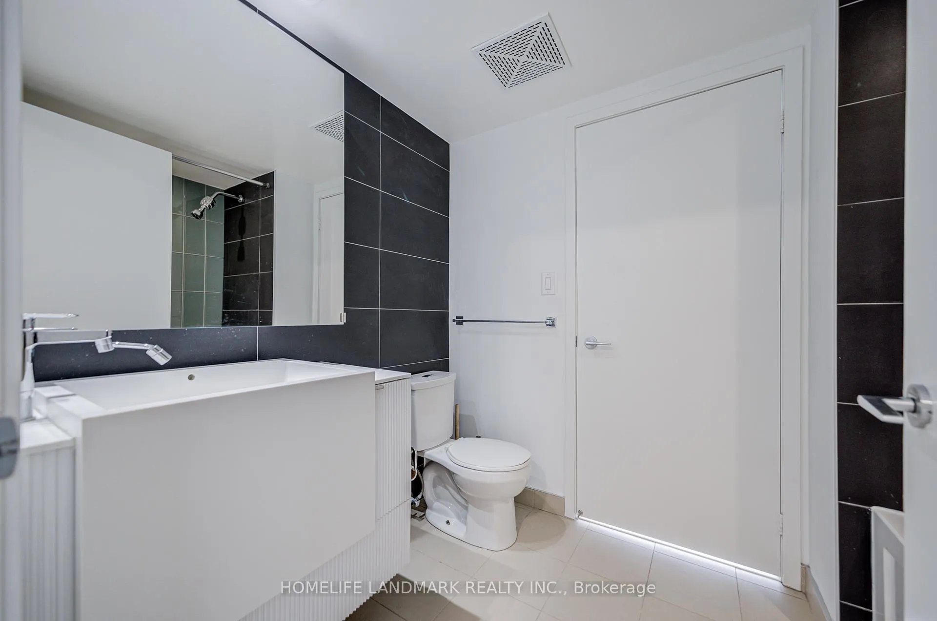 Photo 24 of Unit 4911, 21 Iceboat Terrace, Toronto, Waterfront Communities — HOMEH