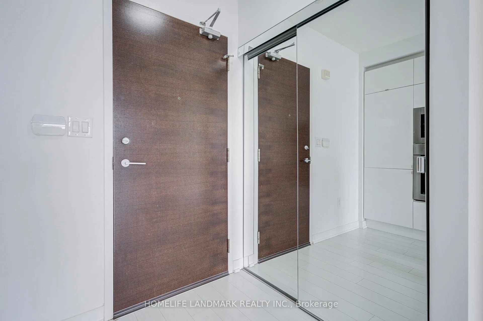 Photo 26 of Unit 4911, 21 Iceboat Terrace, Toronto, Waterfront Communities — HOMEH
