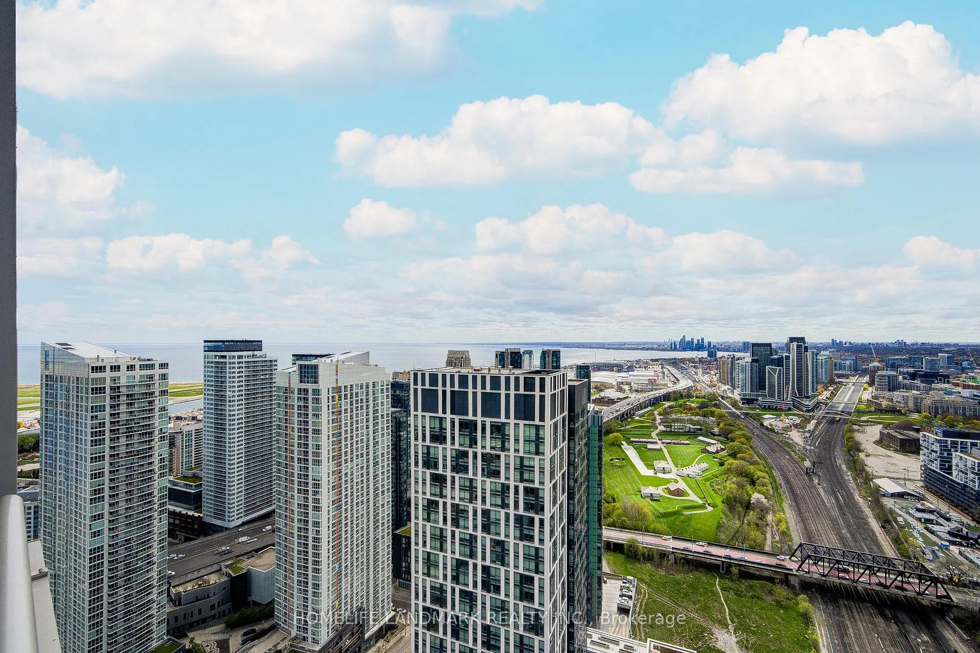 Photo 30 of Unit 4911, 21 Iceboat Terrace, Toronto, Waterfront Communities — HOMEH