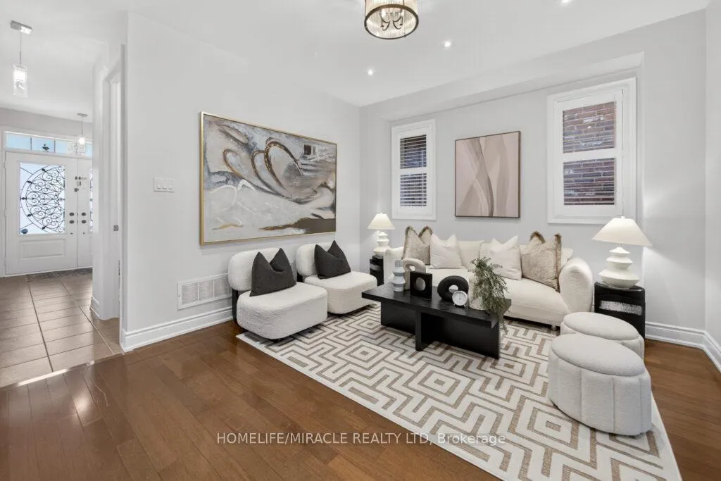 Photo 1 of 211 Wardlaw Place, Vaughan, Vellore Village — HOMEH
