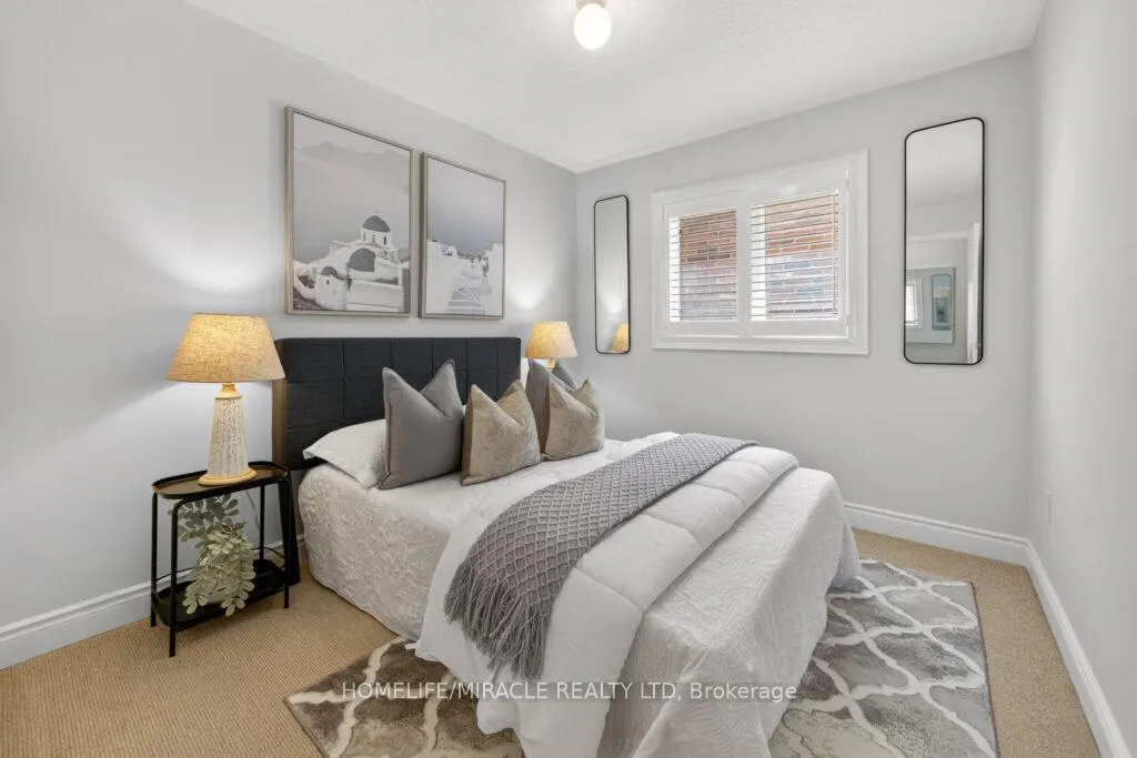Photo 35 of 211 Wardlaw Place, Vaughan, Vellore Village — HOMEH