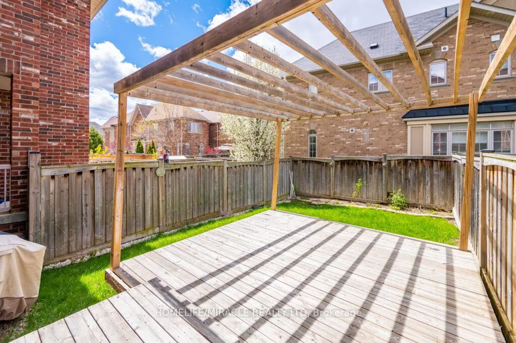 Photo 37 of 211 Wardlaw Place, Vaughan, Vellore Village — HOMEH