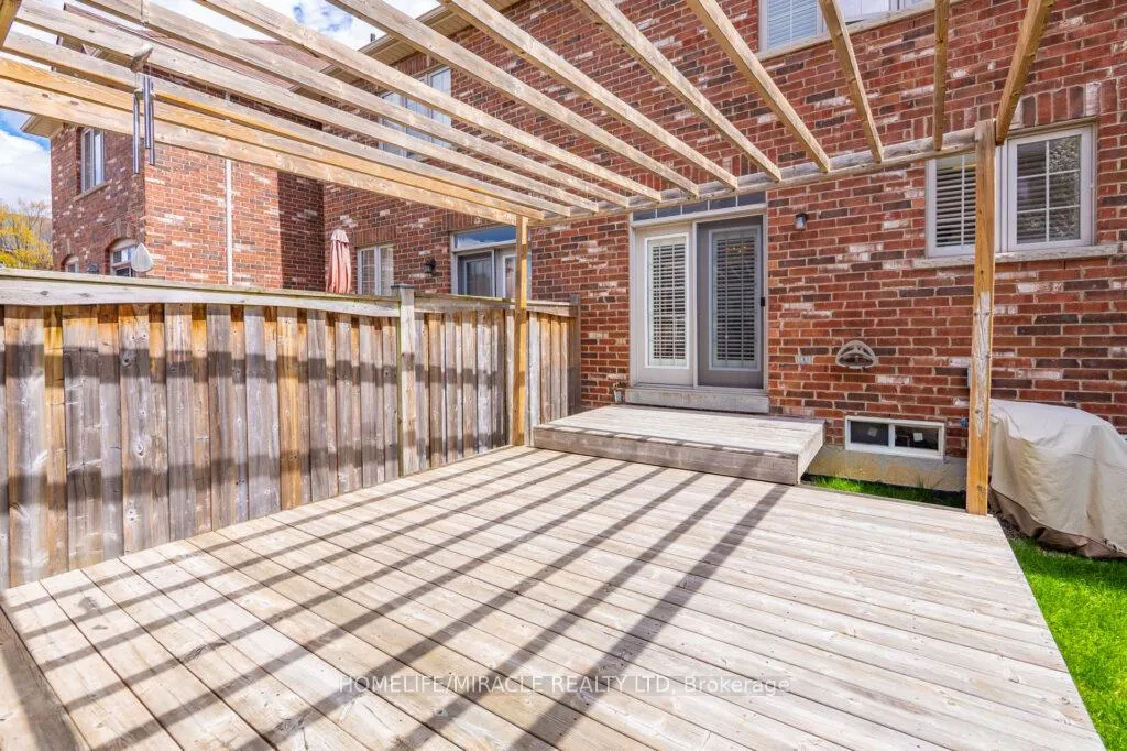 Photo 38 of 211 Wardlaw Place, Vaughan, Vellore Village — HOMEH