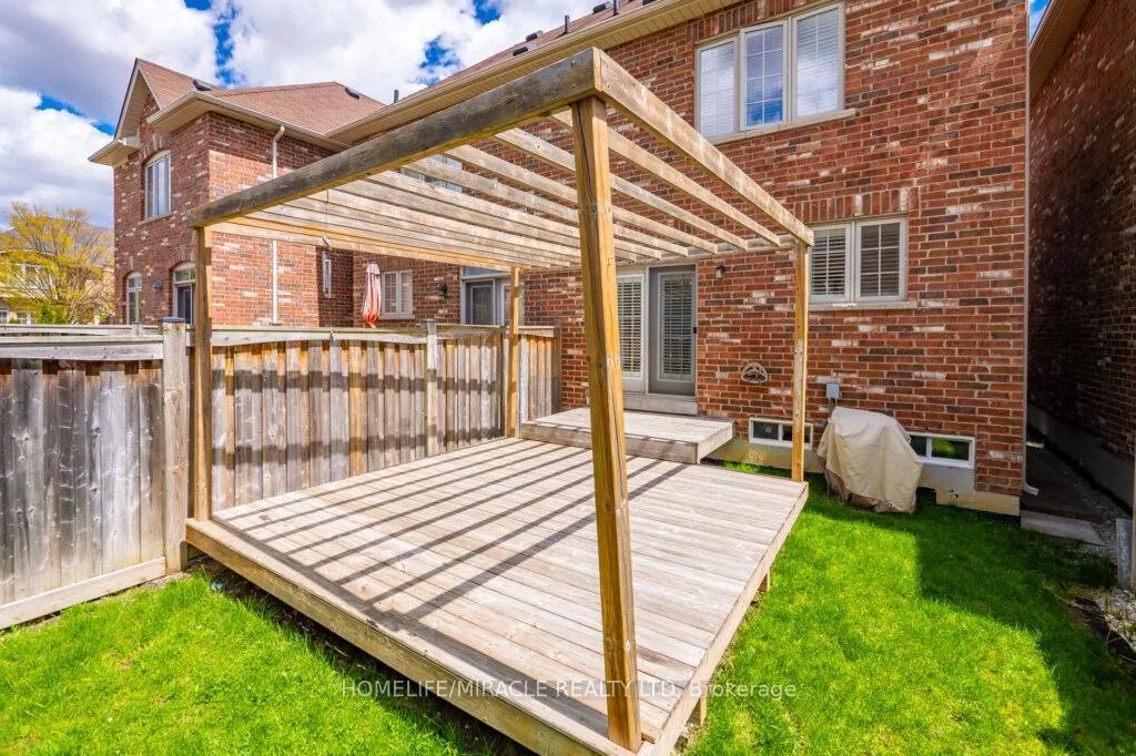 Photo 39 of 211 Wardlaw Place, Vaughan, Vellore Village — HOMEH