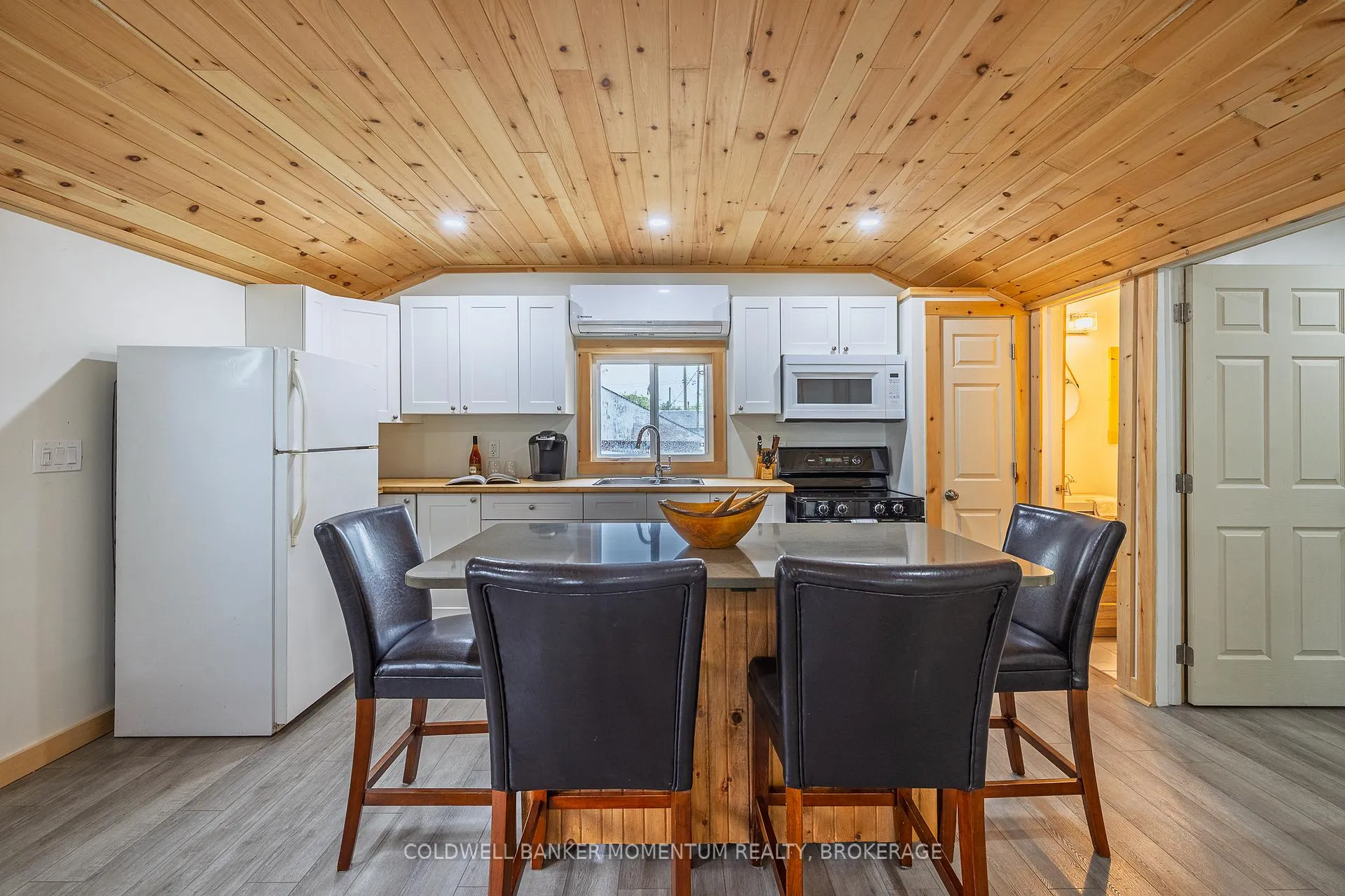 Photo 18 of 12221 Lakeshore Road, Wainfleet, Lakeshore — HOMEH