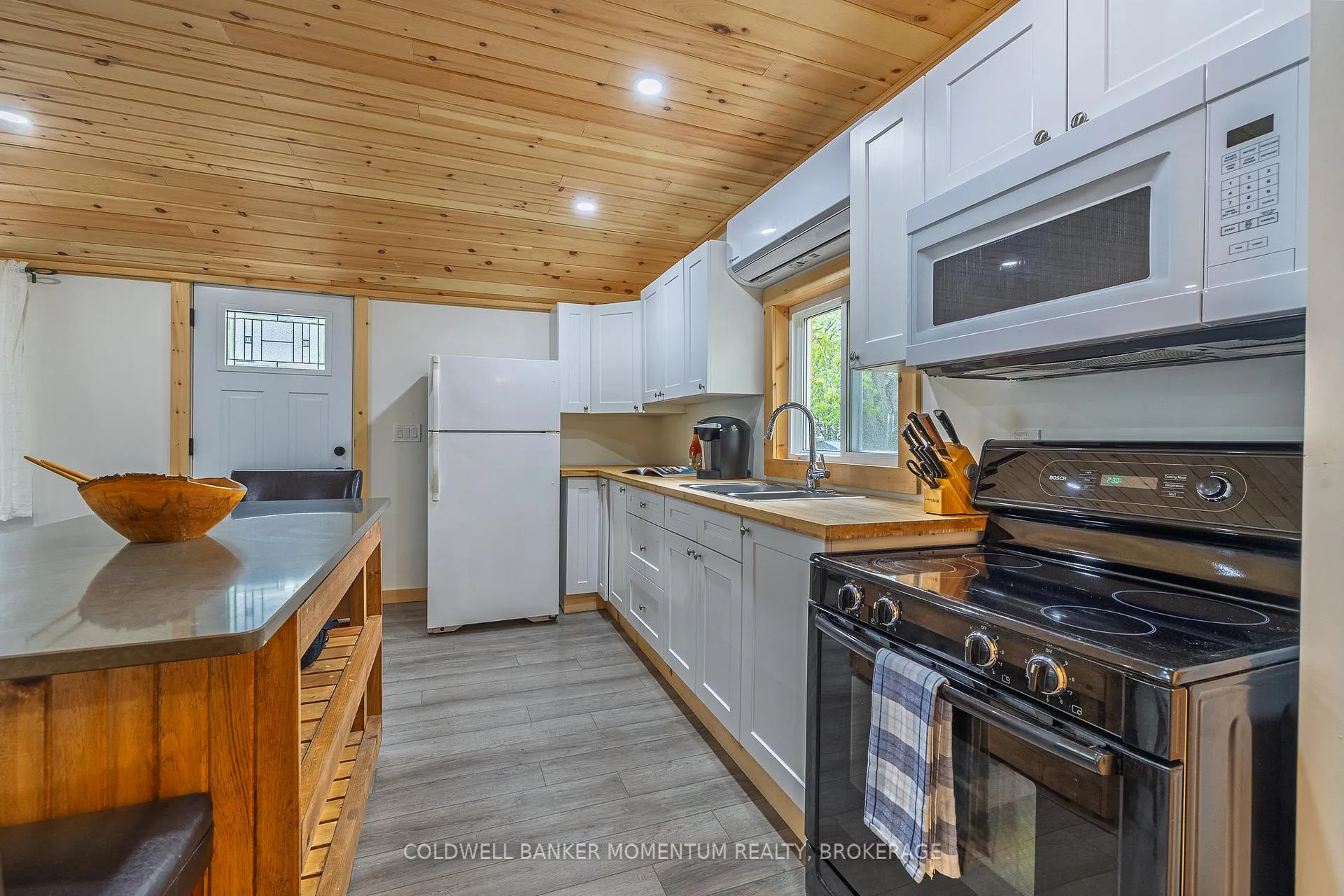 Photo 20 of 12221 Lakeshore Road, Wainfleet, Lakeshore — HOMEH