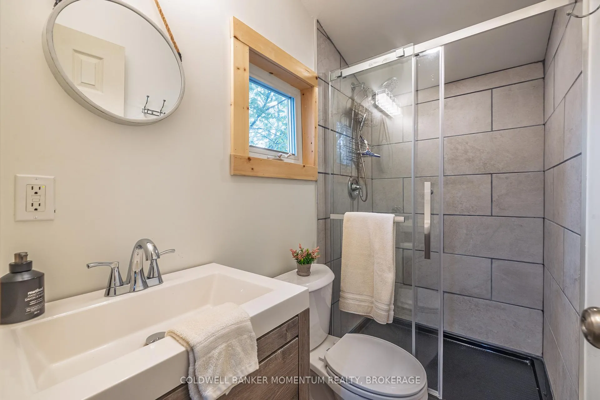 Photo 26 of 12221 Lakeshore Road, Wainfleet, Lakeshore — HOMEH