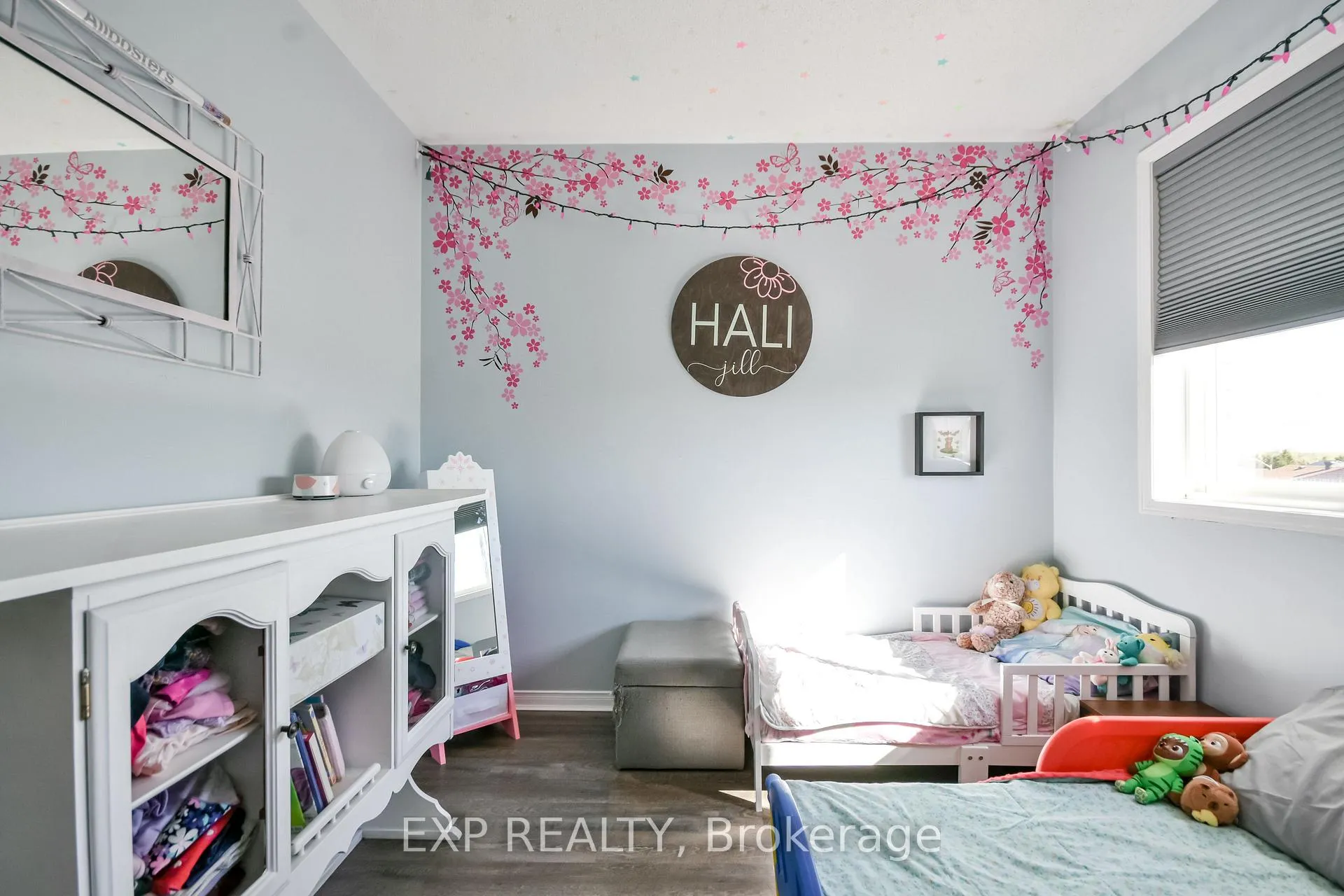 Photo 14 of 15 Trevino Circle, Barrie, East Bayfield — HOMEH