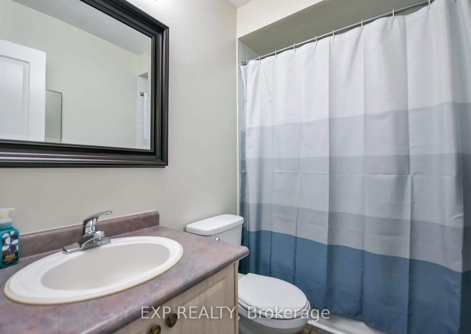 Photo 16 of 15 Trevino Circle, Barrie, East Bayfield — HOMEH