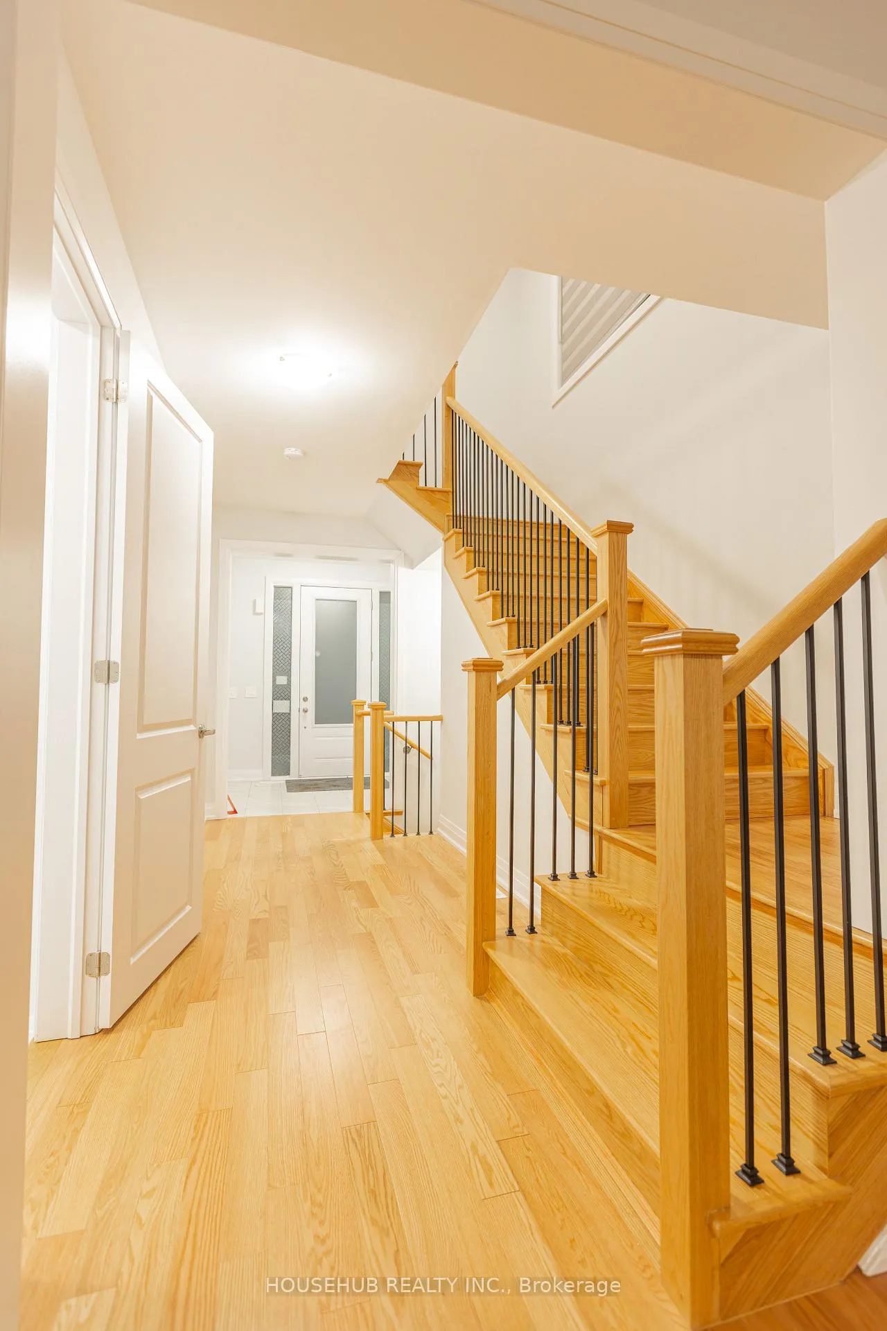 Photo 5 of 166 St. Joseph Road, Kawartha Lakes, Lindsay — HOMEH