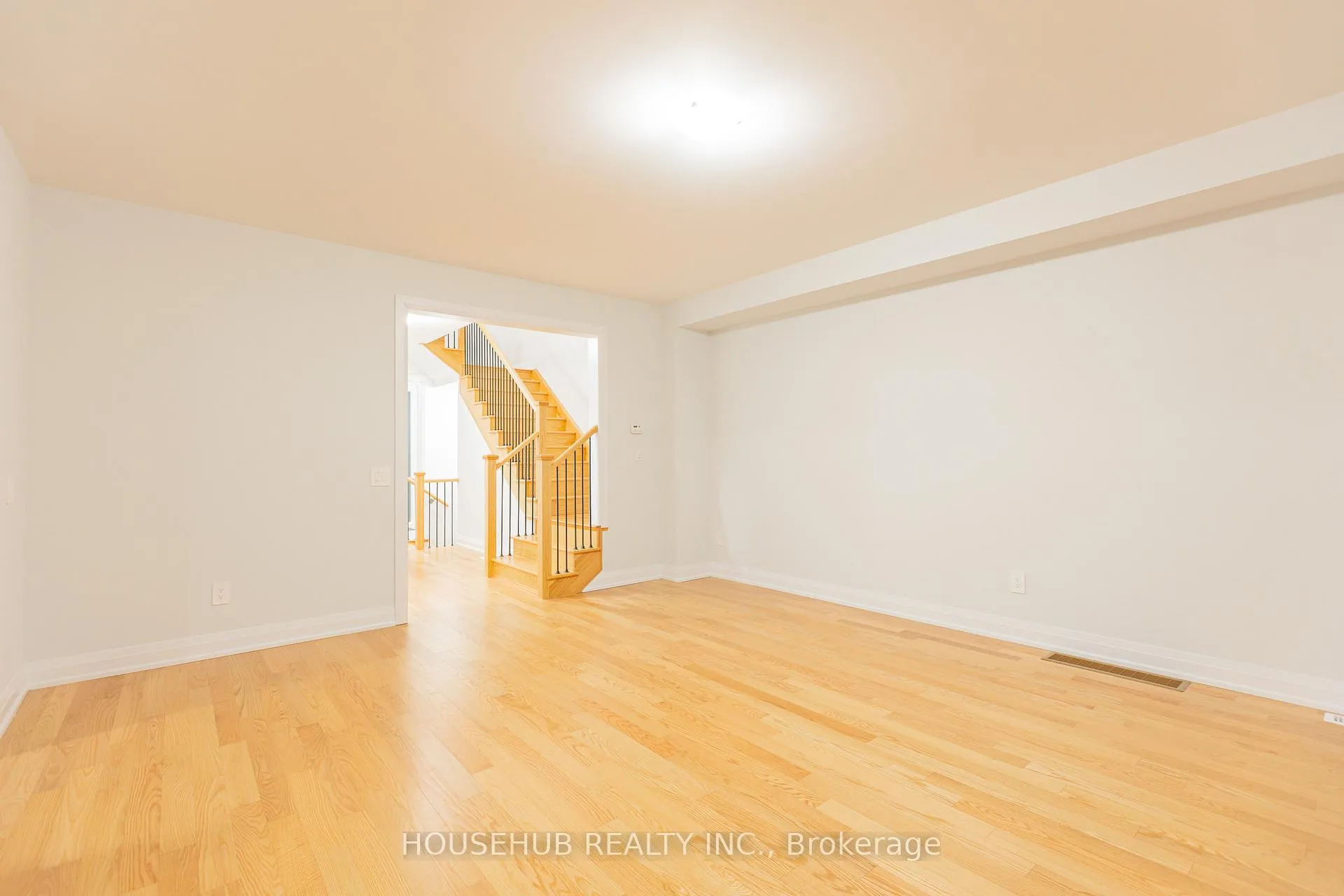 Photo 10 of 166 St. Joseph Road, Kawartha Lakes, Lindsay — HOMEH