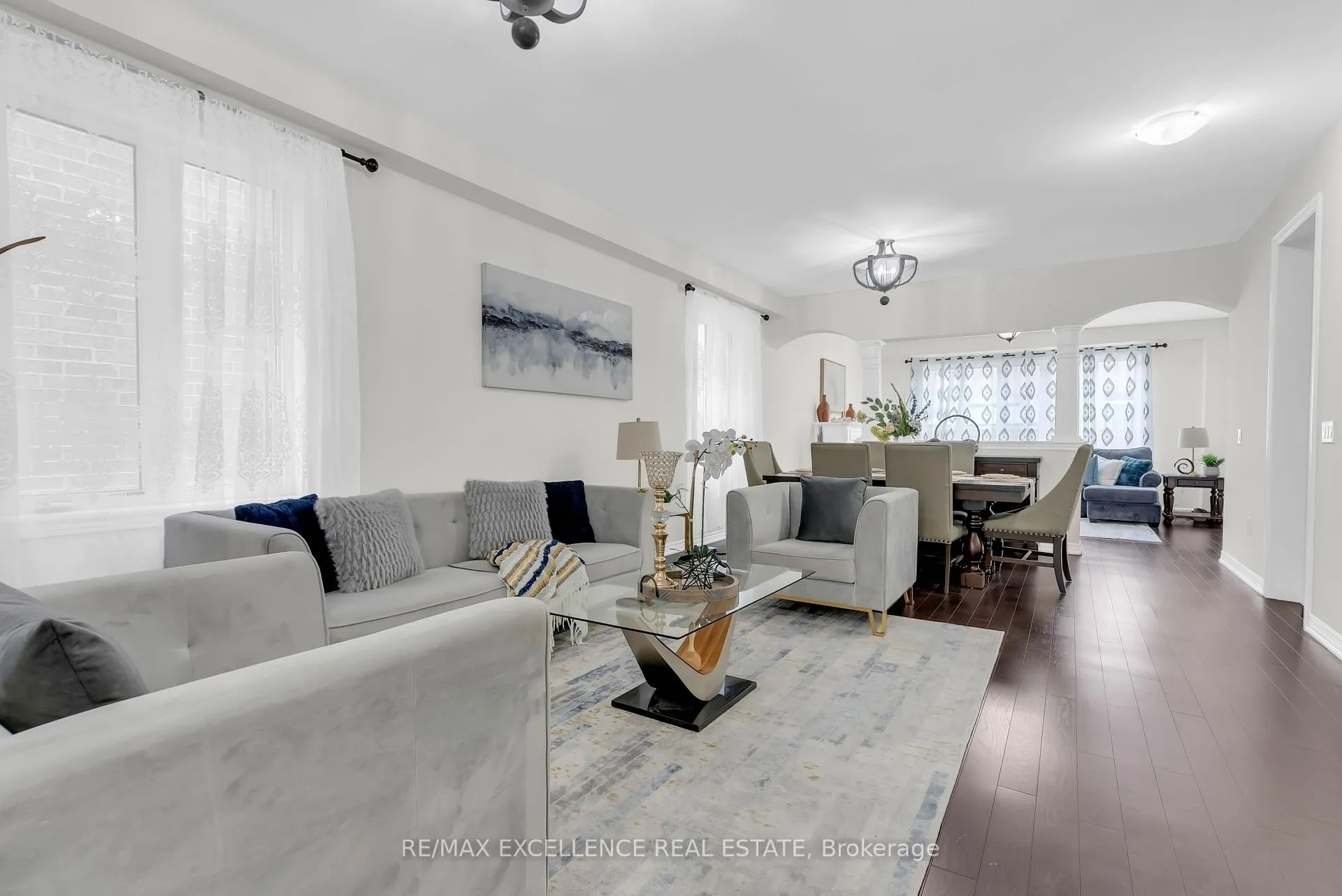Photo 5 of 40 Muscovy Drive, Brampton, Northwest Brampton — HOMEH
