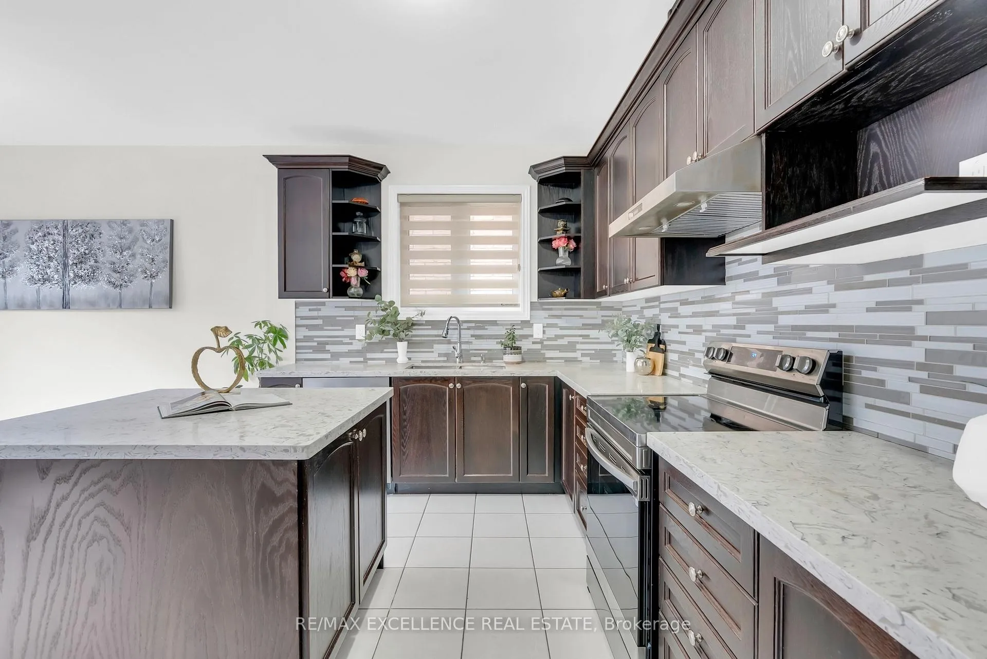 Photo 15 of 40 Muscovy Drive, Brampton, Northwest Brampton — HOMEH