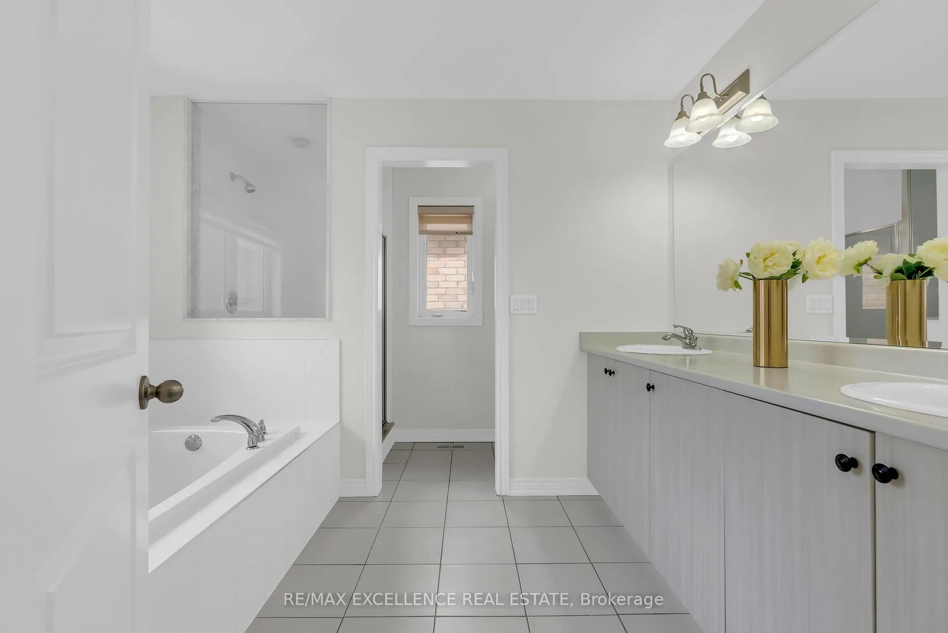 Photo 21 of 40 Muscovy Drive, Brampton, Northwest Brampton — HOMEH