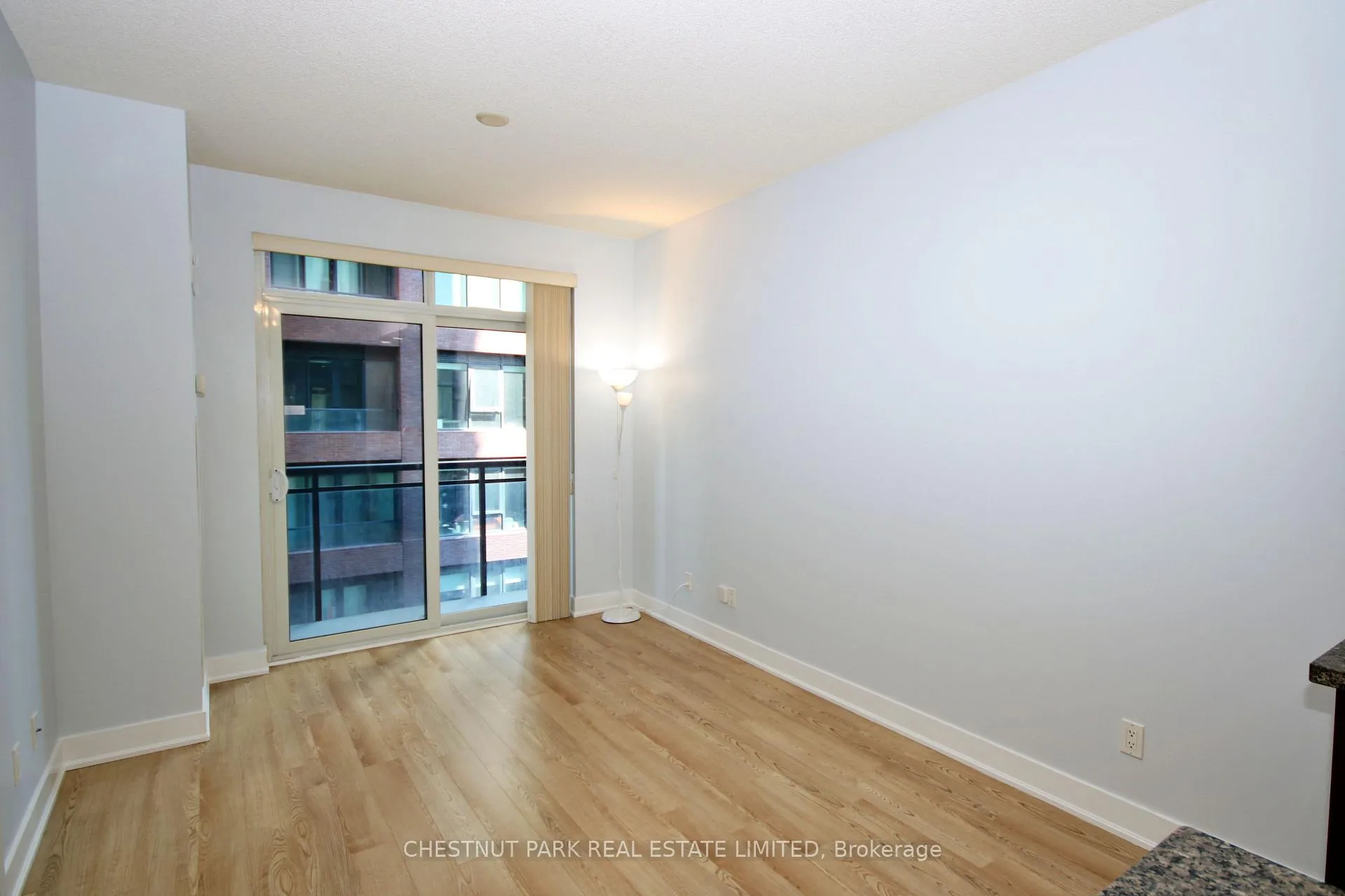 Photo 6 of Unit 1409, 28 Linden Street, Toronto, North St. James Town — HOMEH