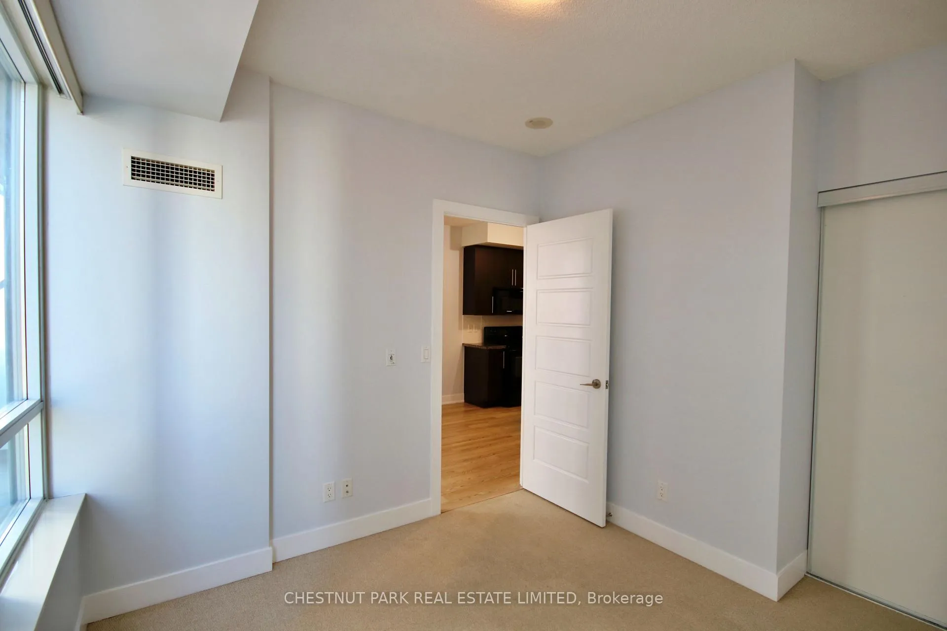Photo 9 of Unit 1409, 28 Linden Street, Toronto, North St. James Town — HOMEH