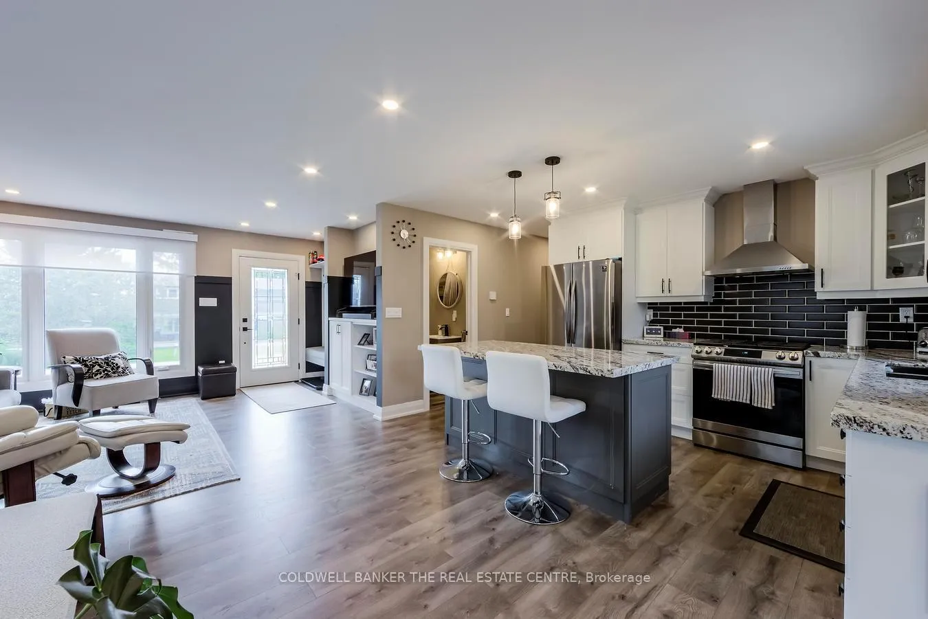 Photo 9 of 15 Blue Jay Boulevard, Georgina, Pefferlaw — HOMEH
