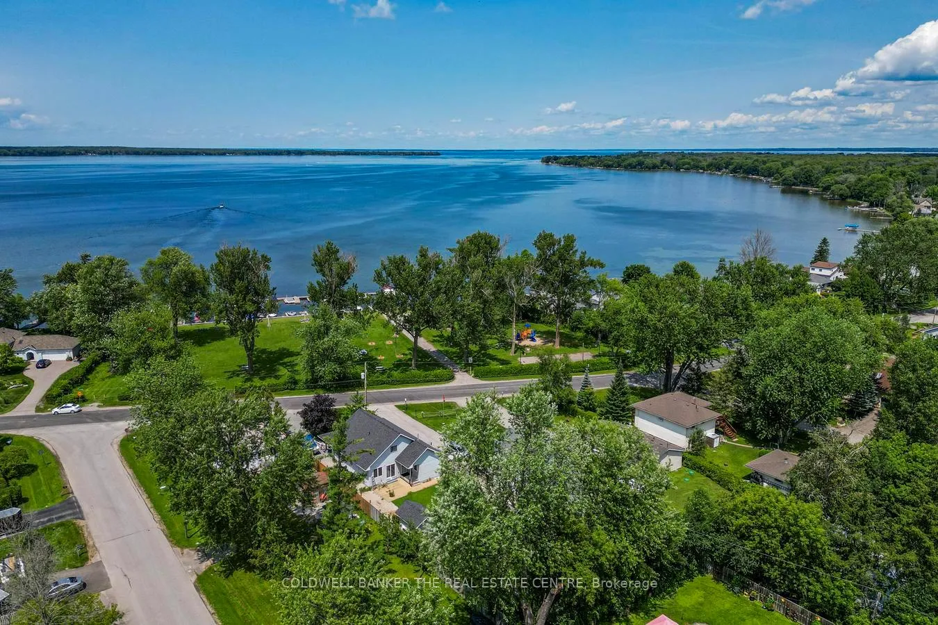 Photo 41 of 15 Blue Jay Boulevard, Georgina, Pefferlaw — HOMEH