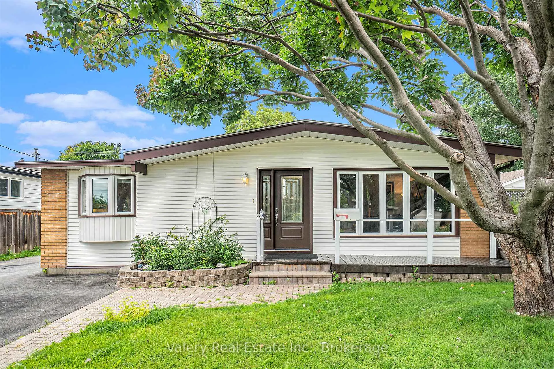 Photo 1 of Unit B, 1391 Sault Street, Ottawa, Bilberry Creek/Queenswood Heights — HOMEH