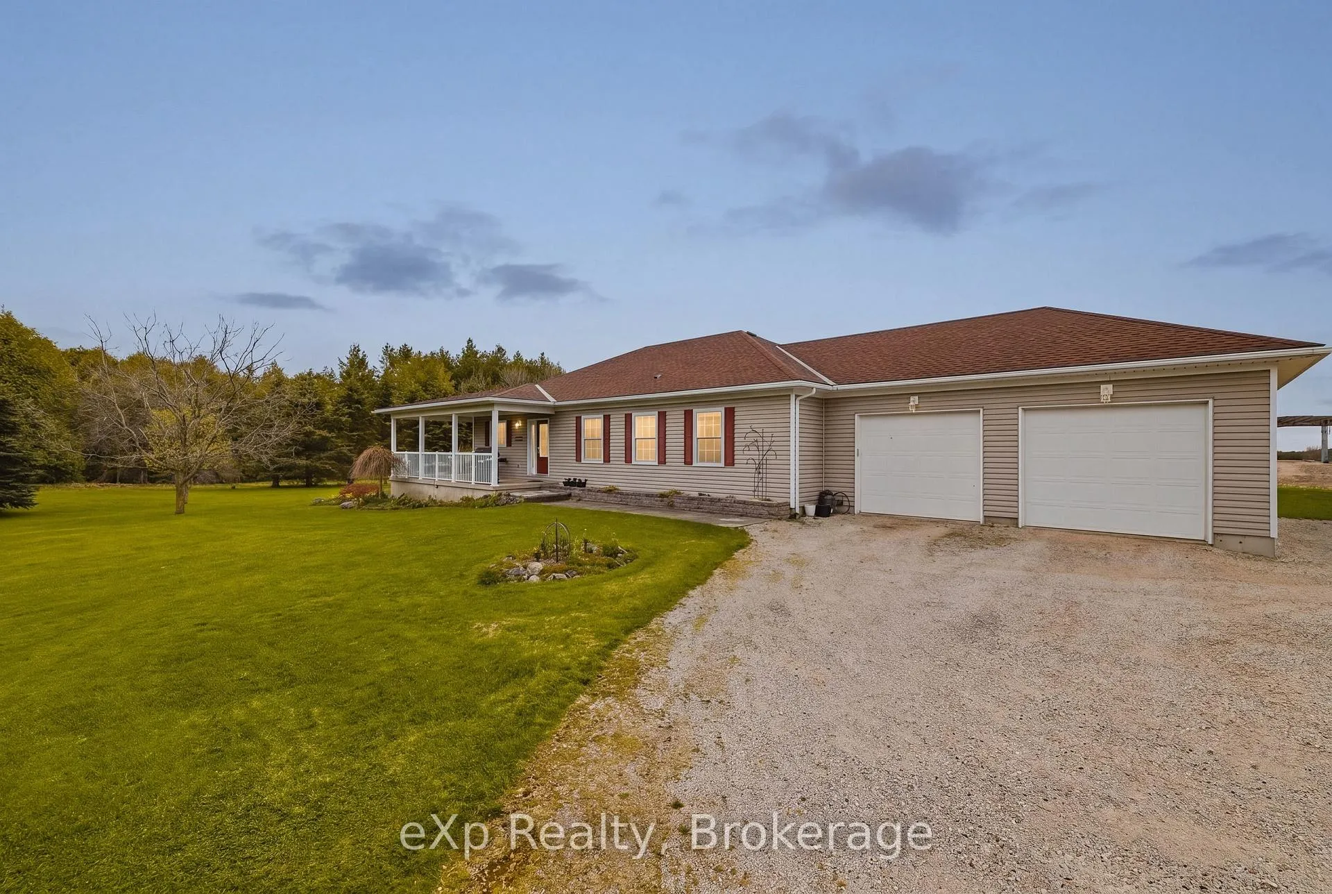 Photo 3 of 392492 Southgate Sideroad 39, Southgate — HOMEH