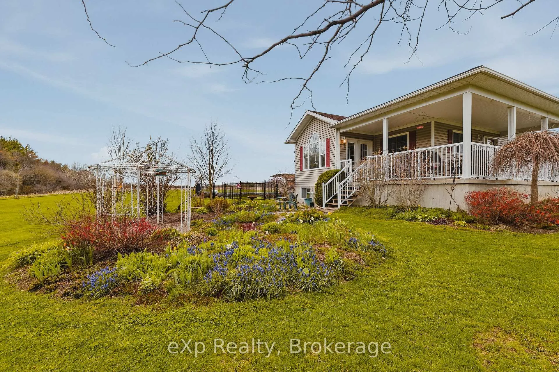 Photo 4 of 392492 Southgate Sideroad 39, Southgate — HOMEH