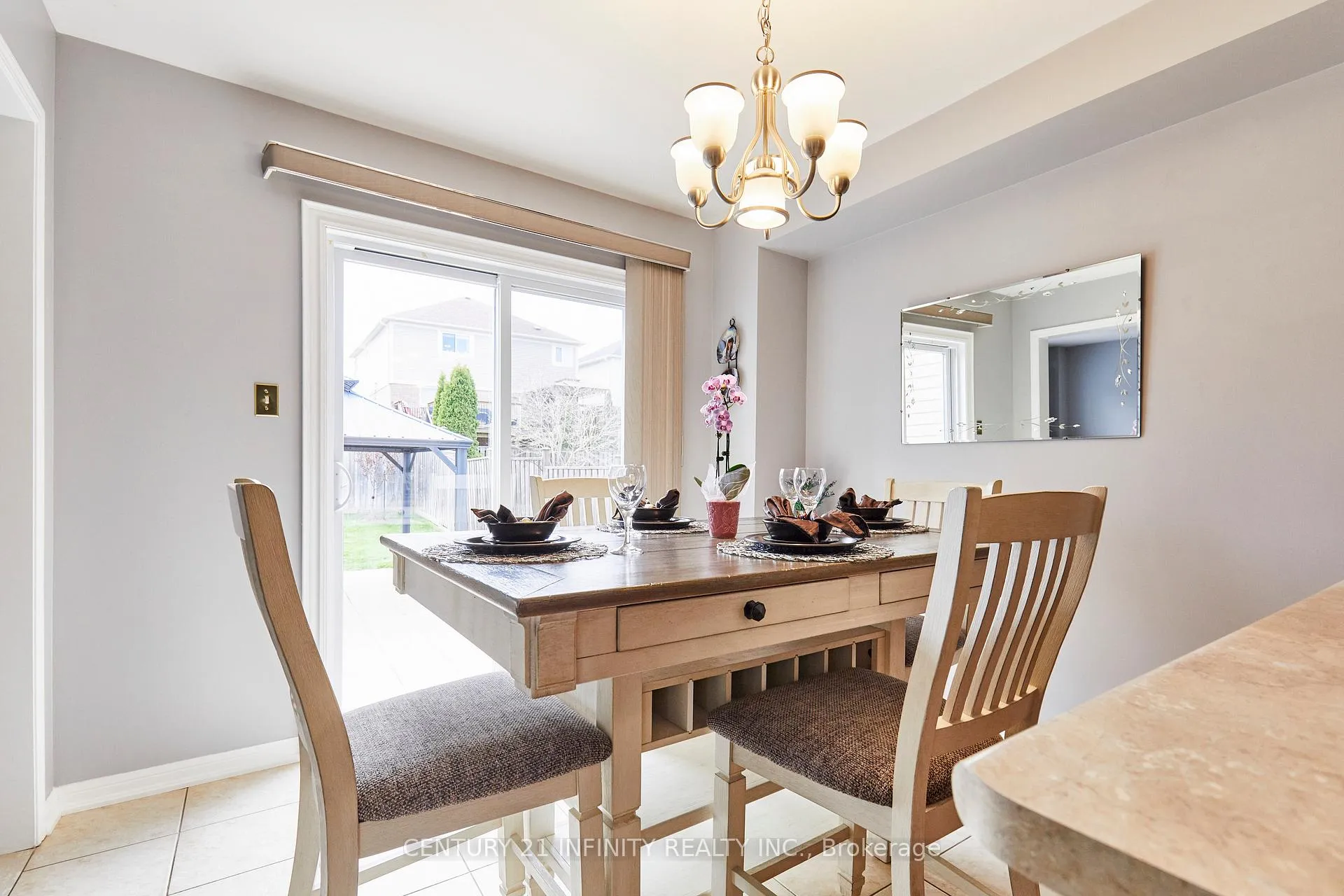 Photo 16 of 236 Scottsdale Drive, Clarington, Bowmanville — HOMEH