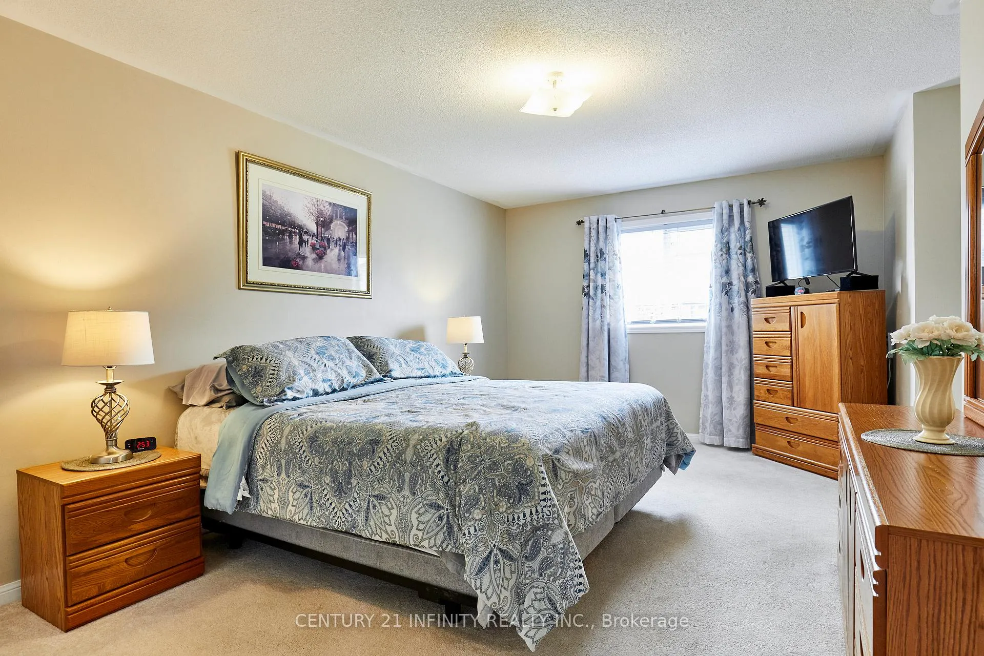 Photo 21 of 236 Scottsdale Drive, Clarington, Bowmanville — HOMEH